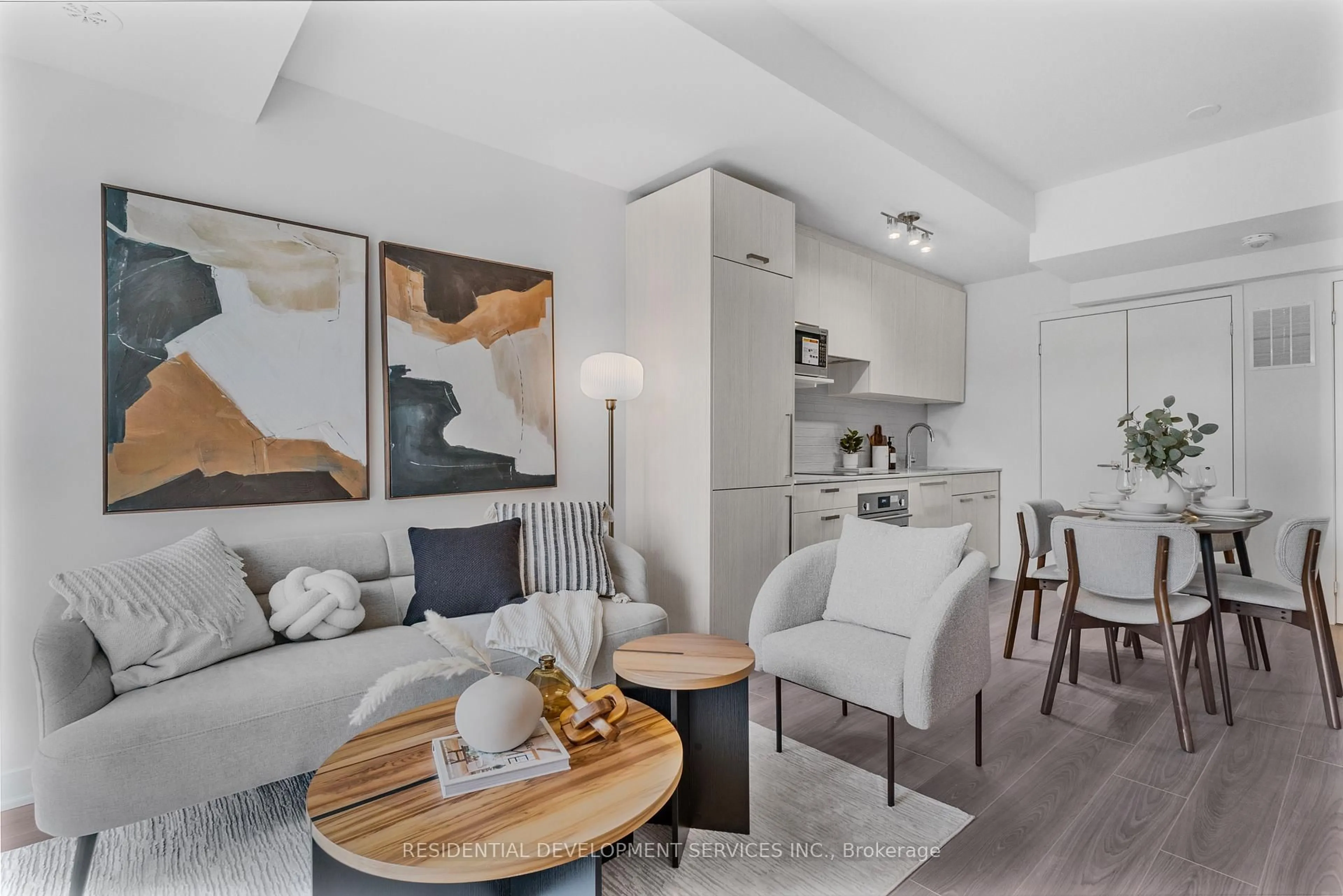 Living room with furniture, unknown for 67 Curlew Dr #149, Toronto Ontario M3A 0B4