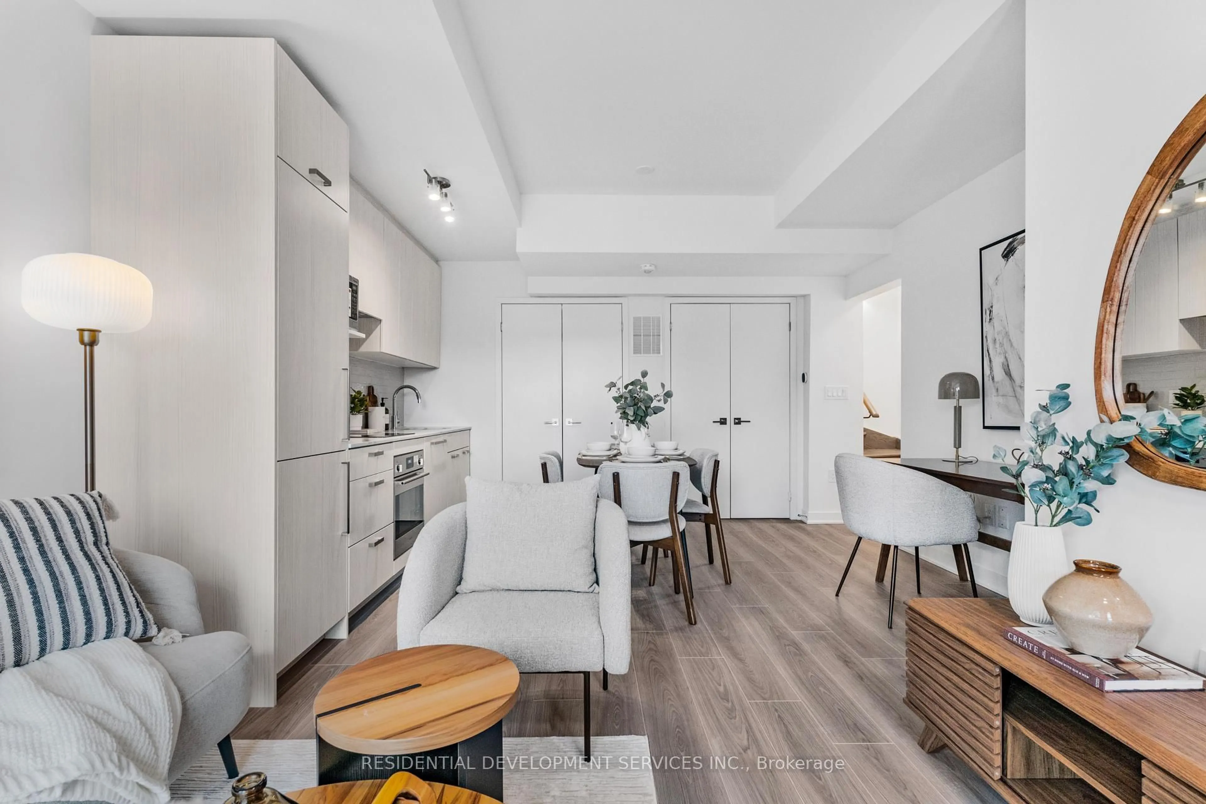 Open concept kitchen, unknown for 67 Curlew Dr #182, Toronto Ontario M3A 0B4