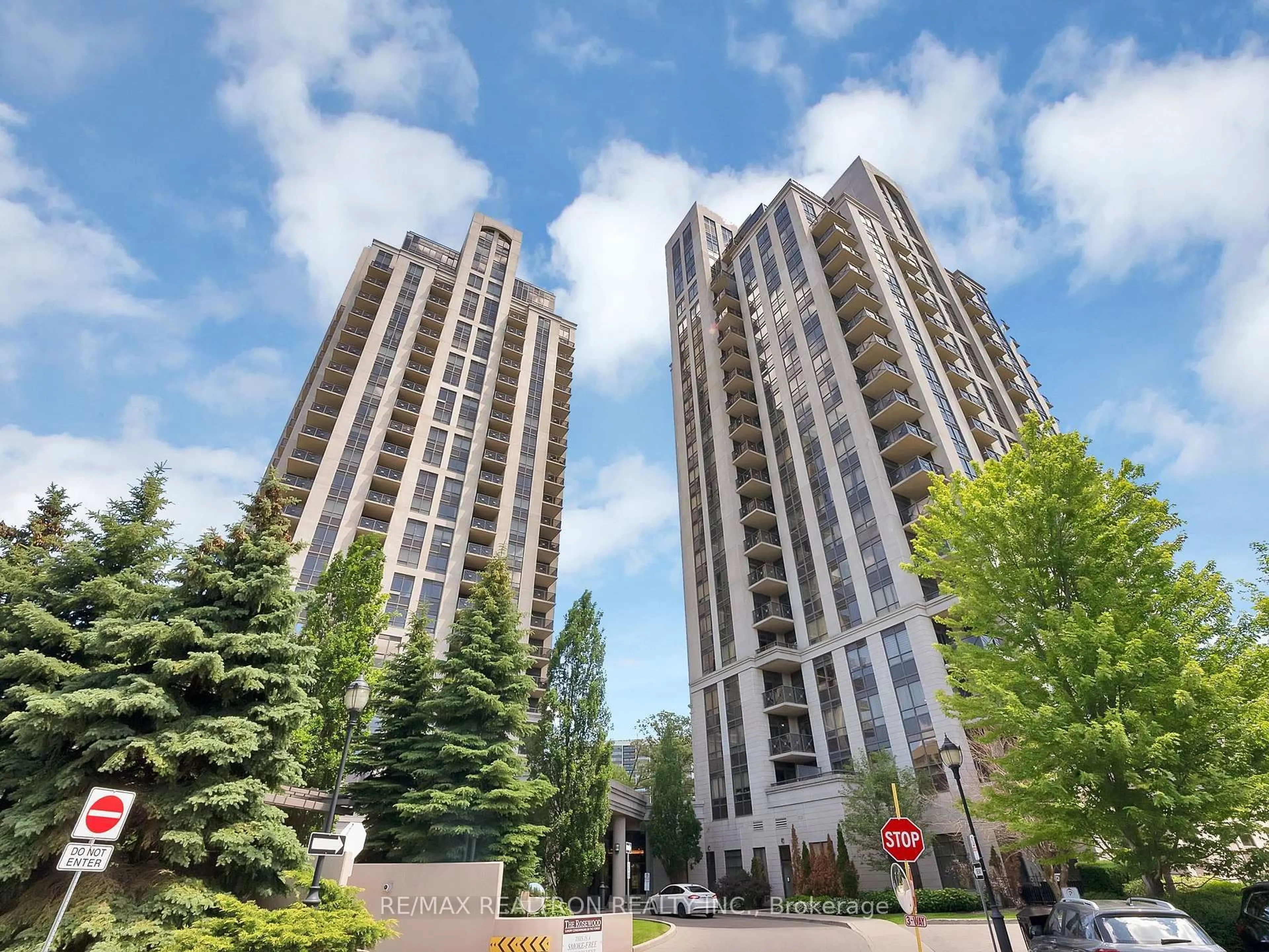 Unknown for 133 Wynford Dr #707, Toronto Ontario M3C 0J5