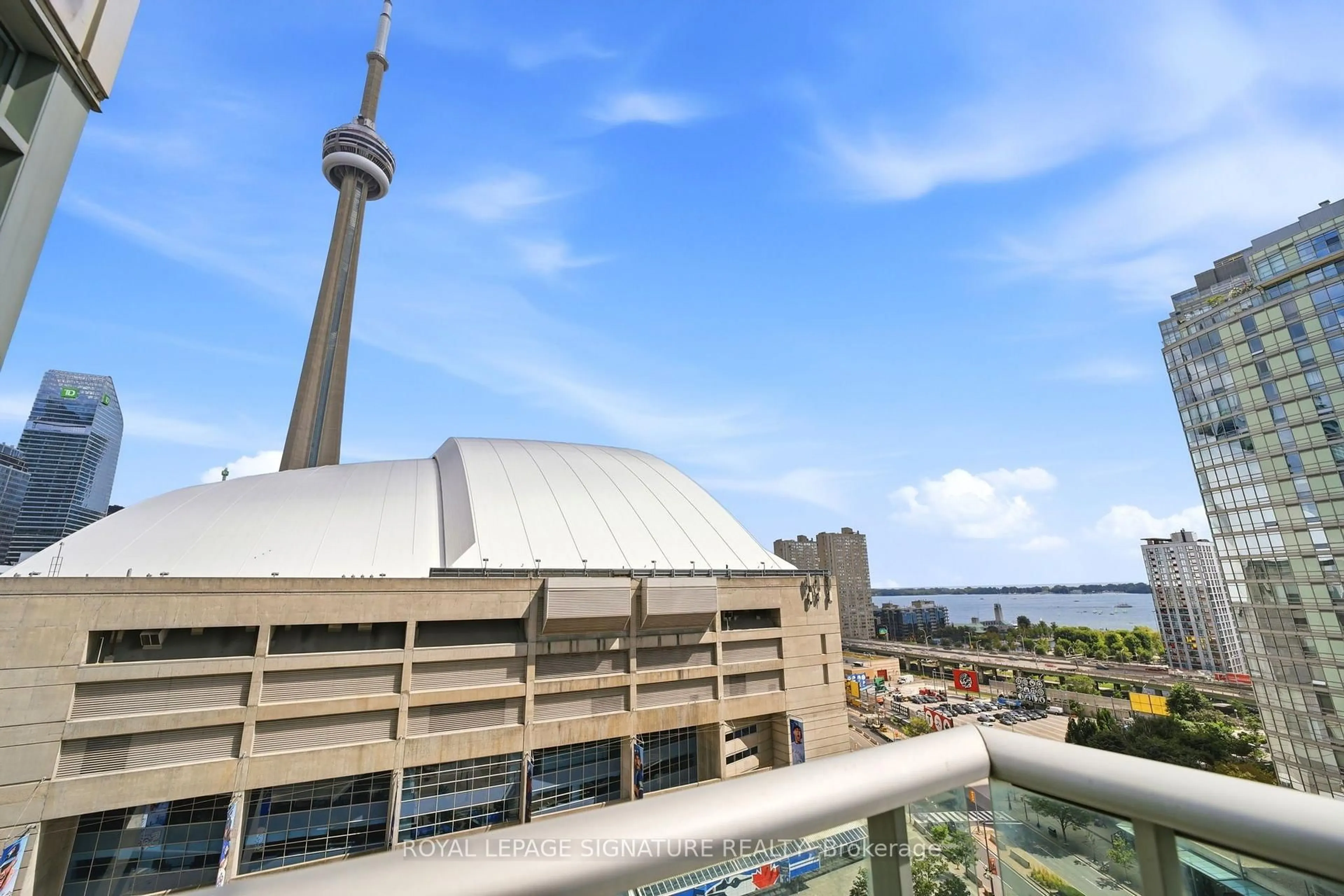 Unknown for 81 Navy Wharf Crt #1703, Toronto Ontario M5V 3S2