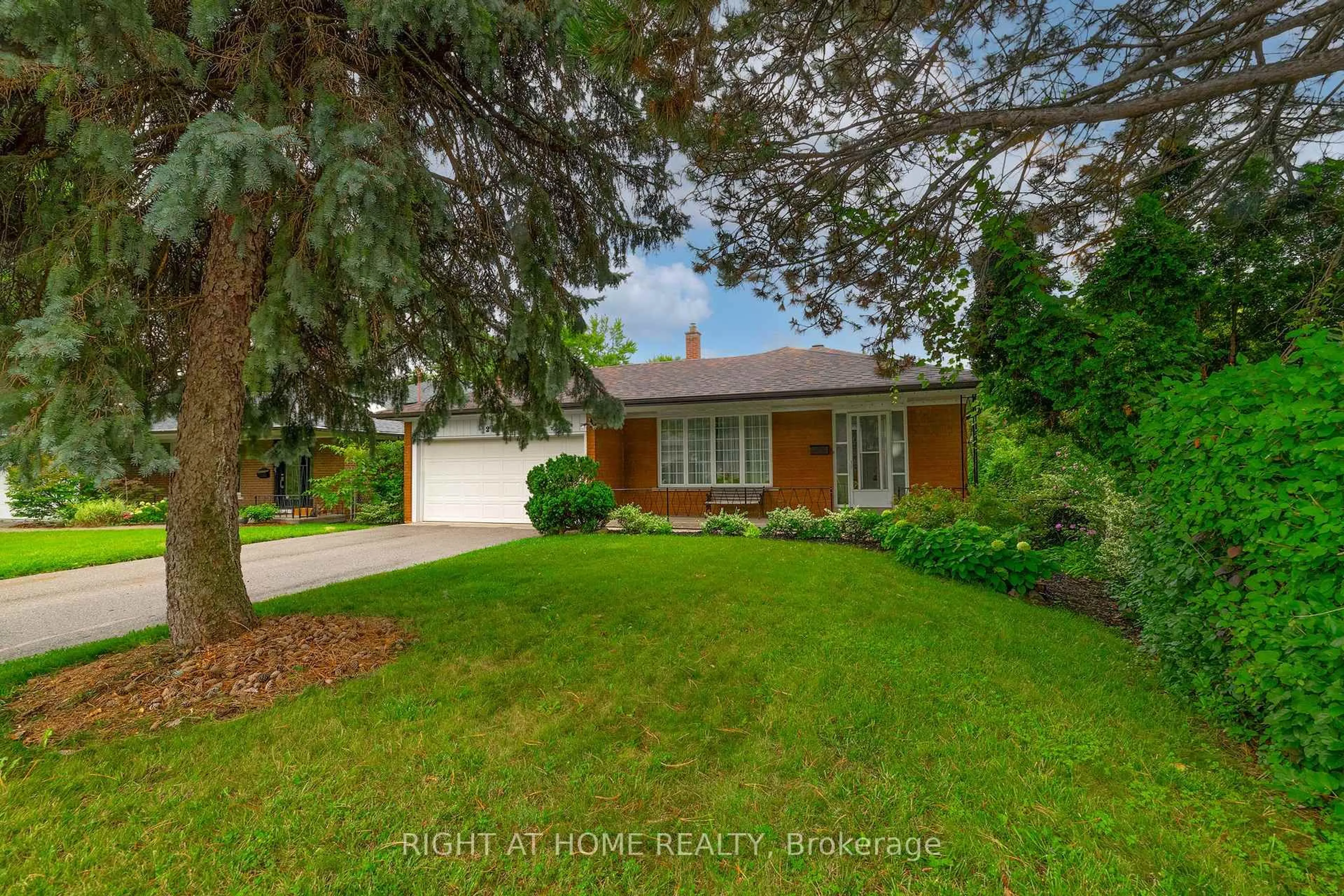 Home with brick exterior material, street for 236 Shaughnessy Blvd, Toronto Ontario M2J 1K6