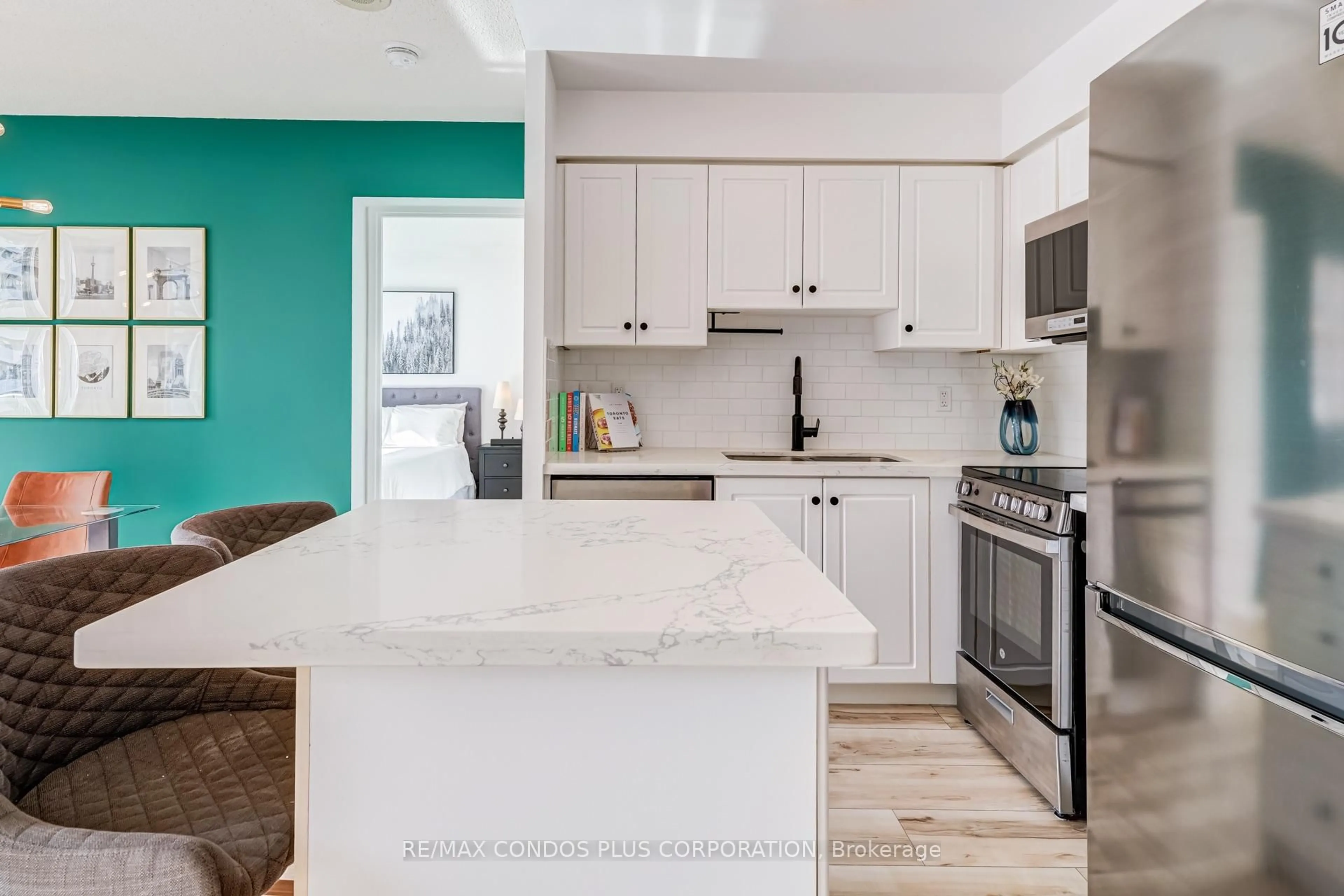 Contemporary kitchen, ceramic/tile floor for 43 Eglinton Ave #1901, Toronto Ontario M4P 1A5
