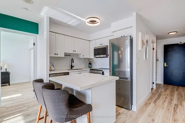43 Eglinton Ave #1901, Toronto 5
