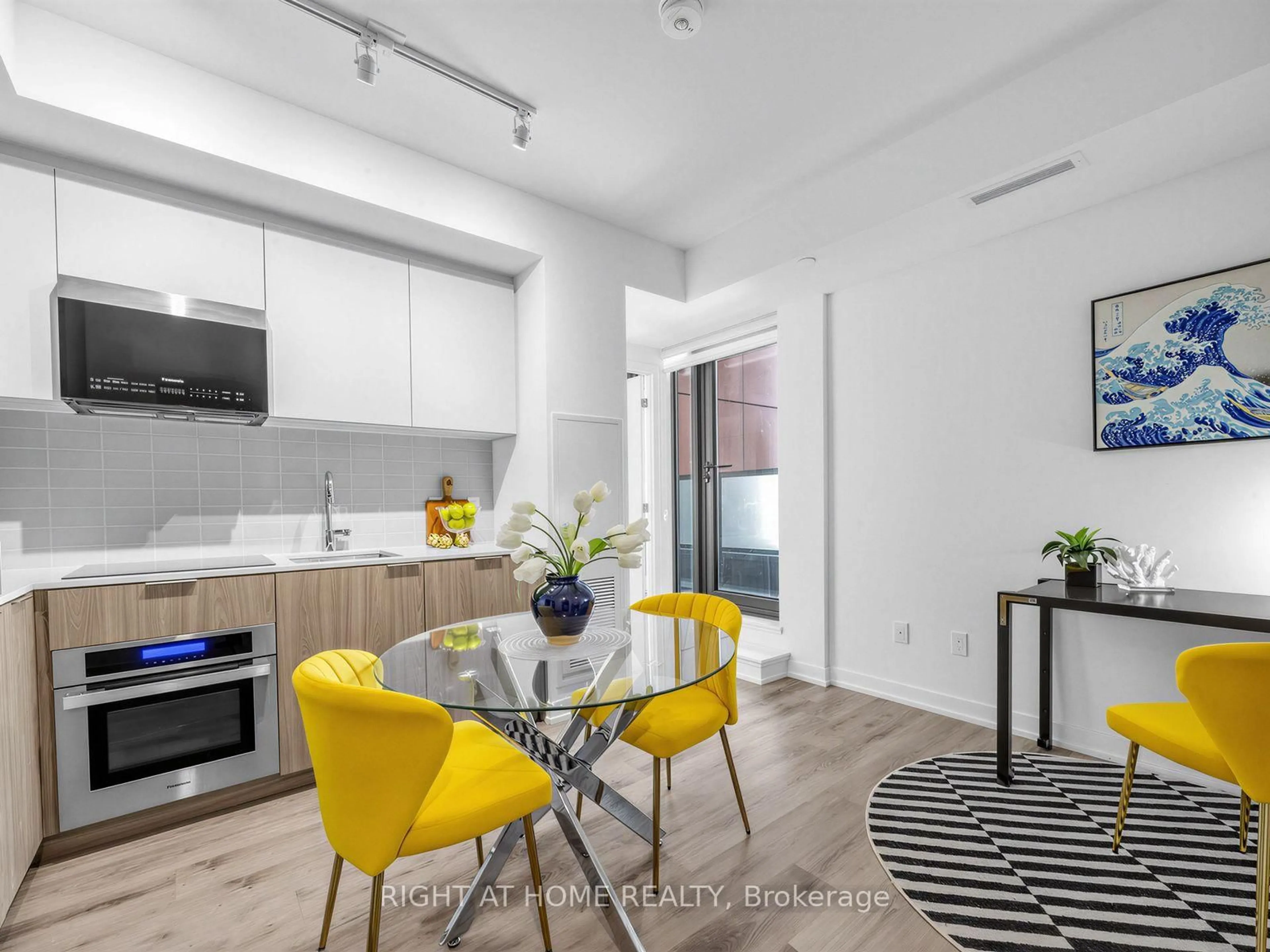 Open concept kitchen, unknown for 28 Eastern Ave #723, Toronto Ontario M5A 0Y2