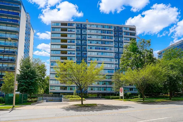 500 Avenue Rd #102, Toronto 2