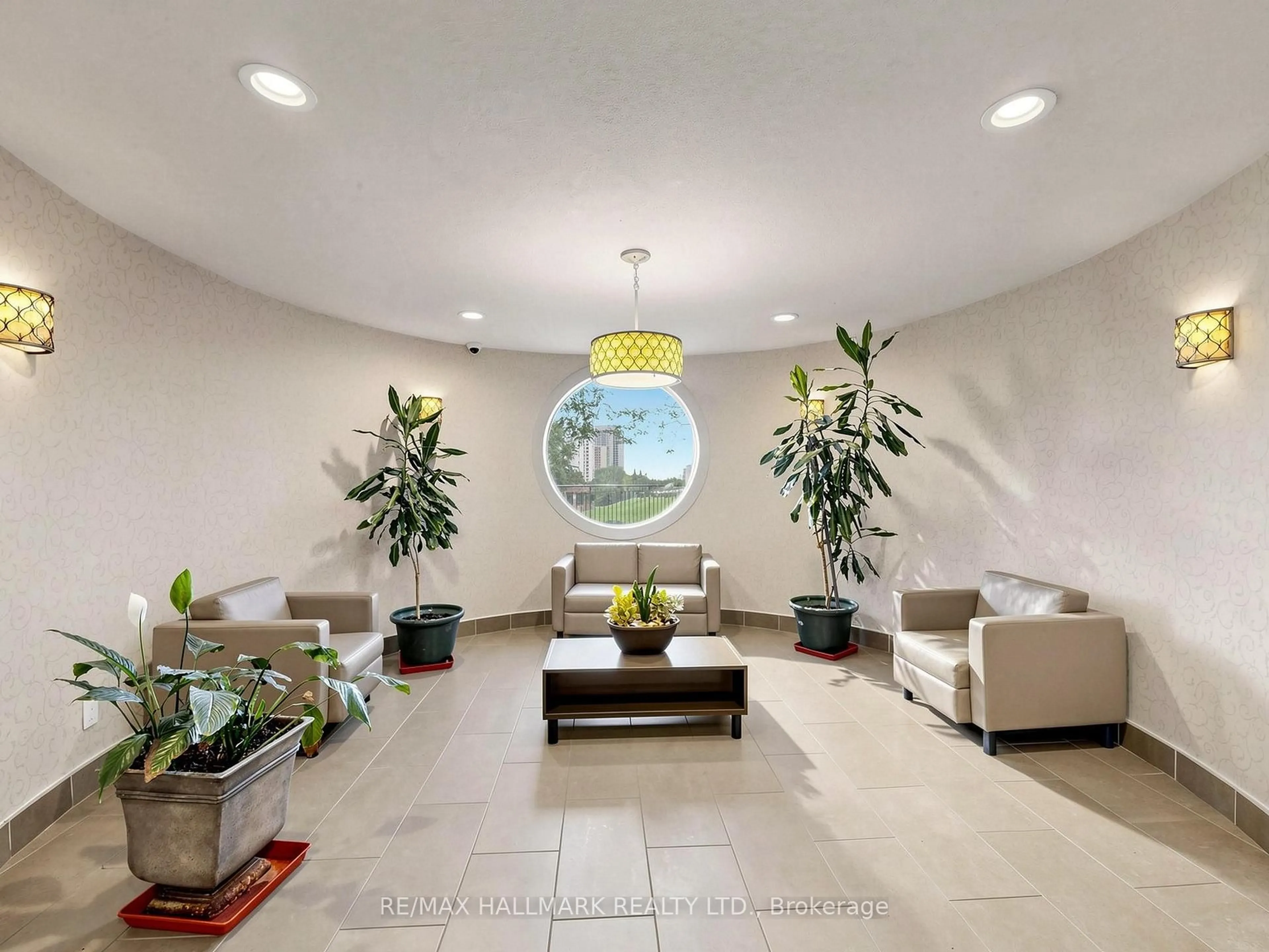 Lobby for 5 Parkway Forest Dr #1609, Toronto Ontario M2J 1L2