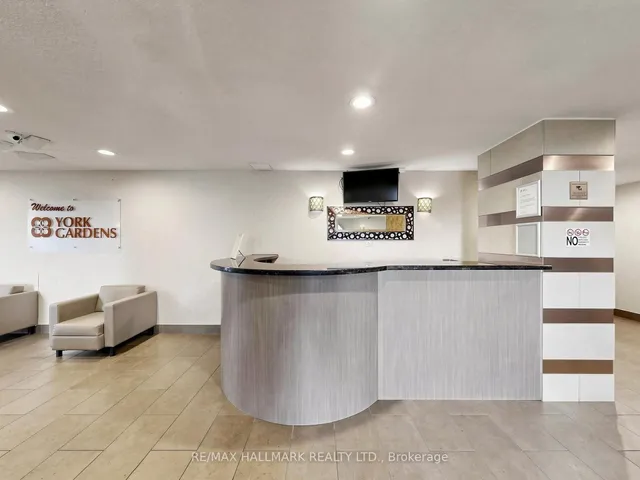 5 Parkway Forest Dr #1609, Toronto 5