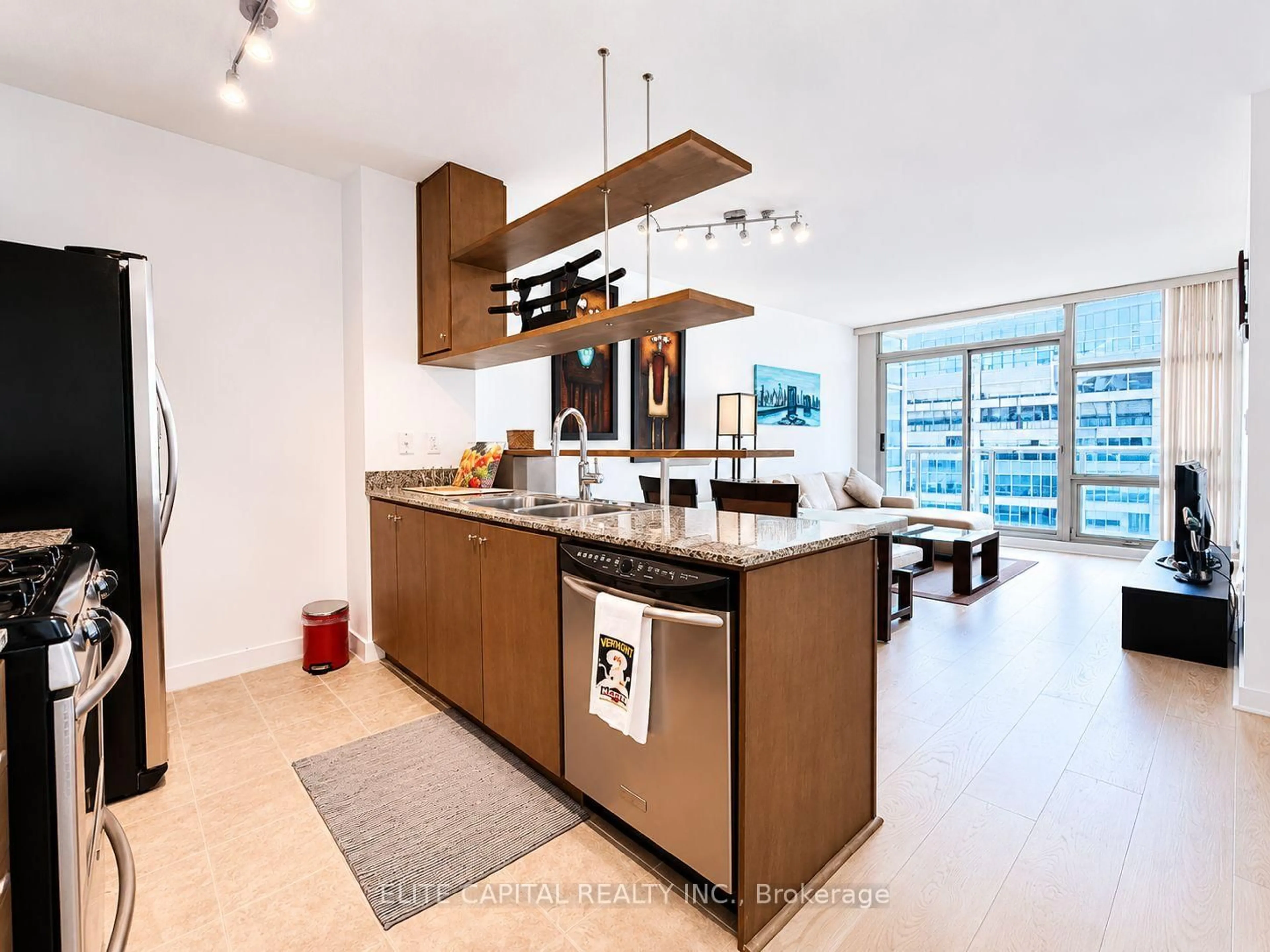 Open concept kitchen, unknown for 10 Navy Wharf Crt #1008, Toronto Ontario M5V 3V2