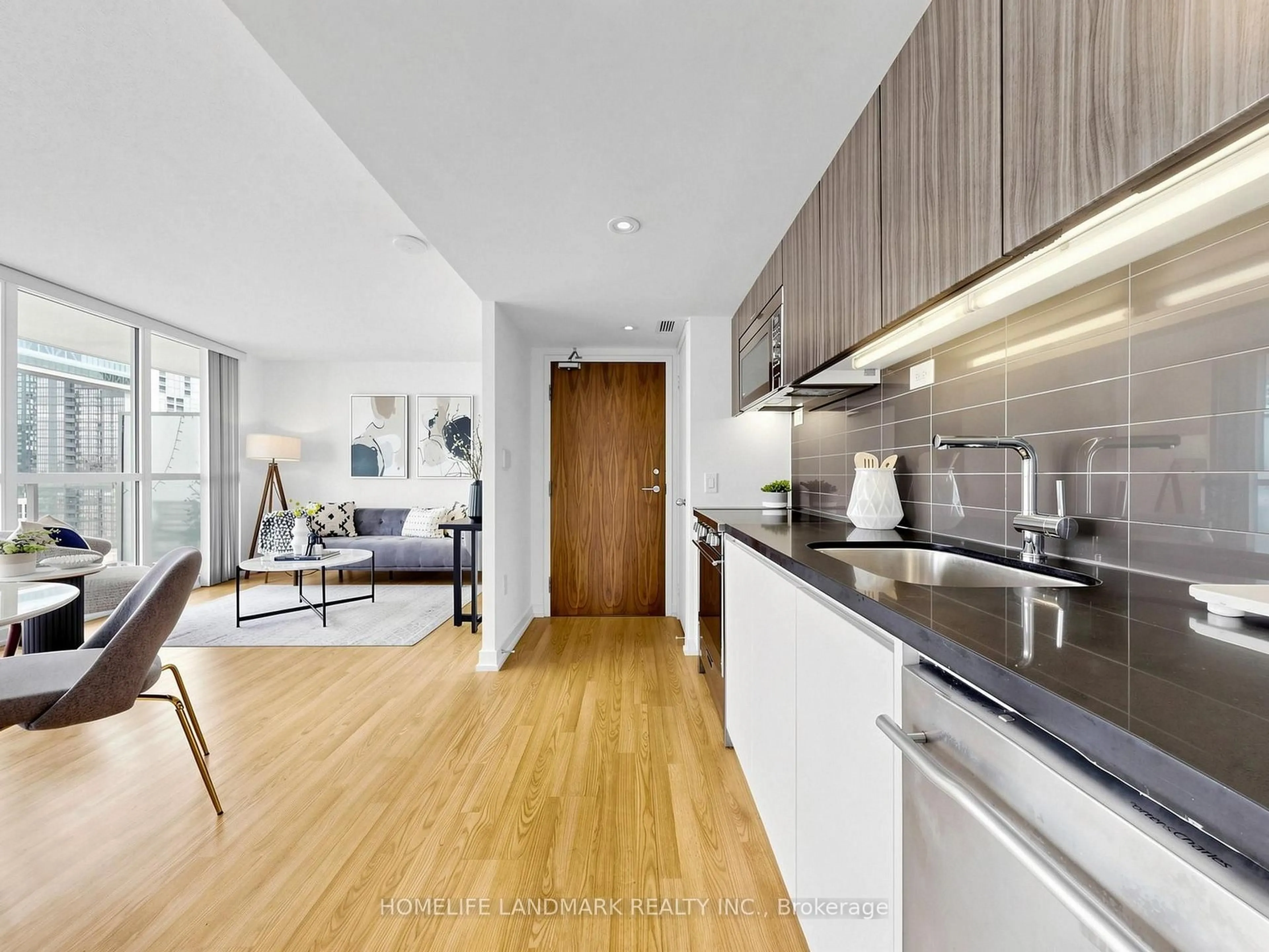 Unknown for 75 Queens Wharf Rd #2215, Toronto Ontario M5V 0J8