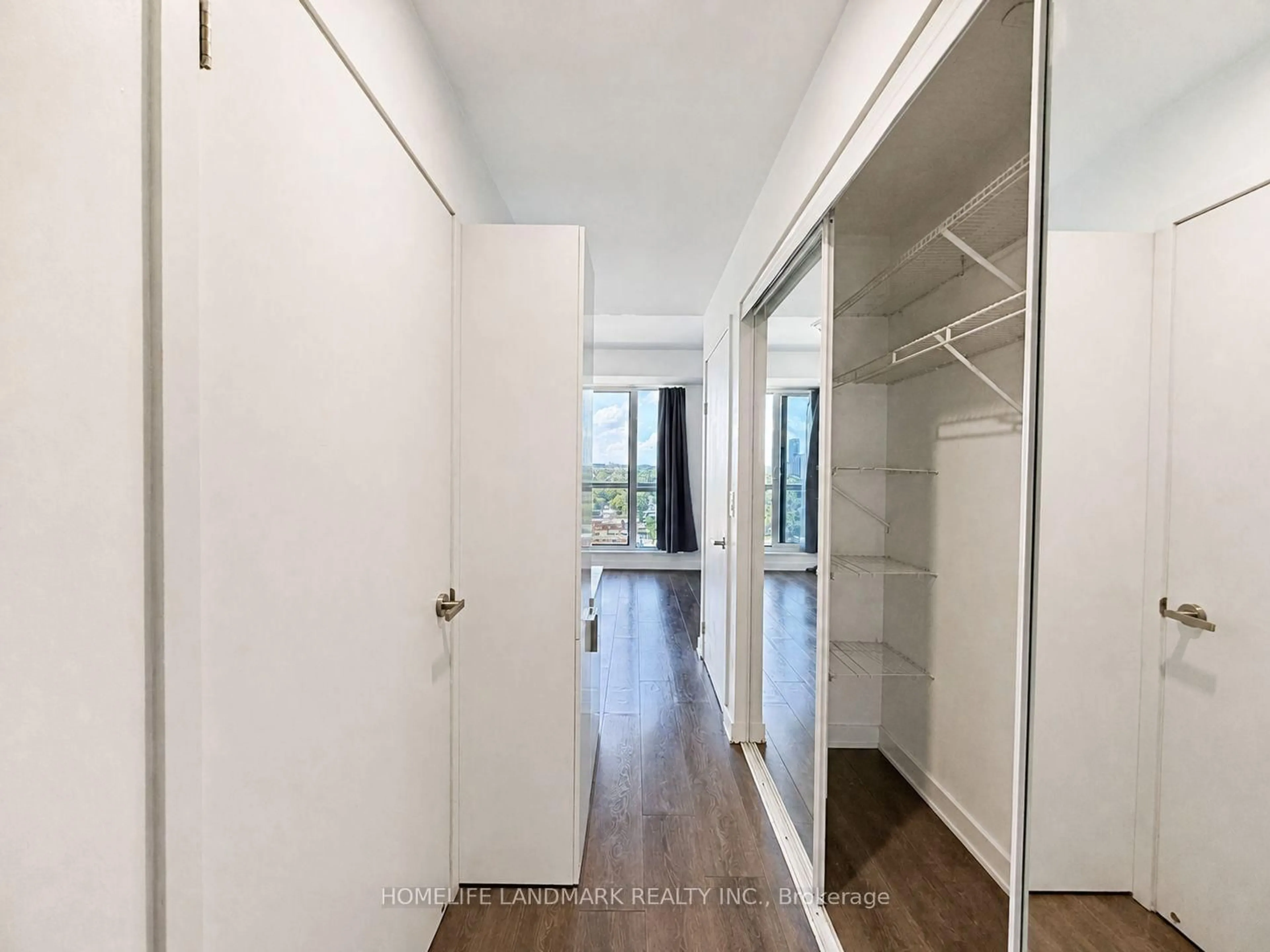 Indoor entryway for 55 Regent Park Blvd #1711, Toronto Ontario M5A 0C2
