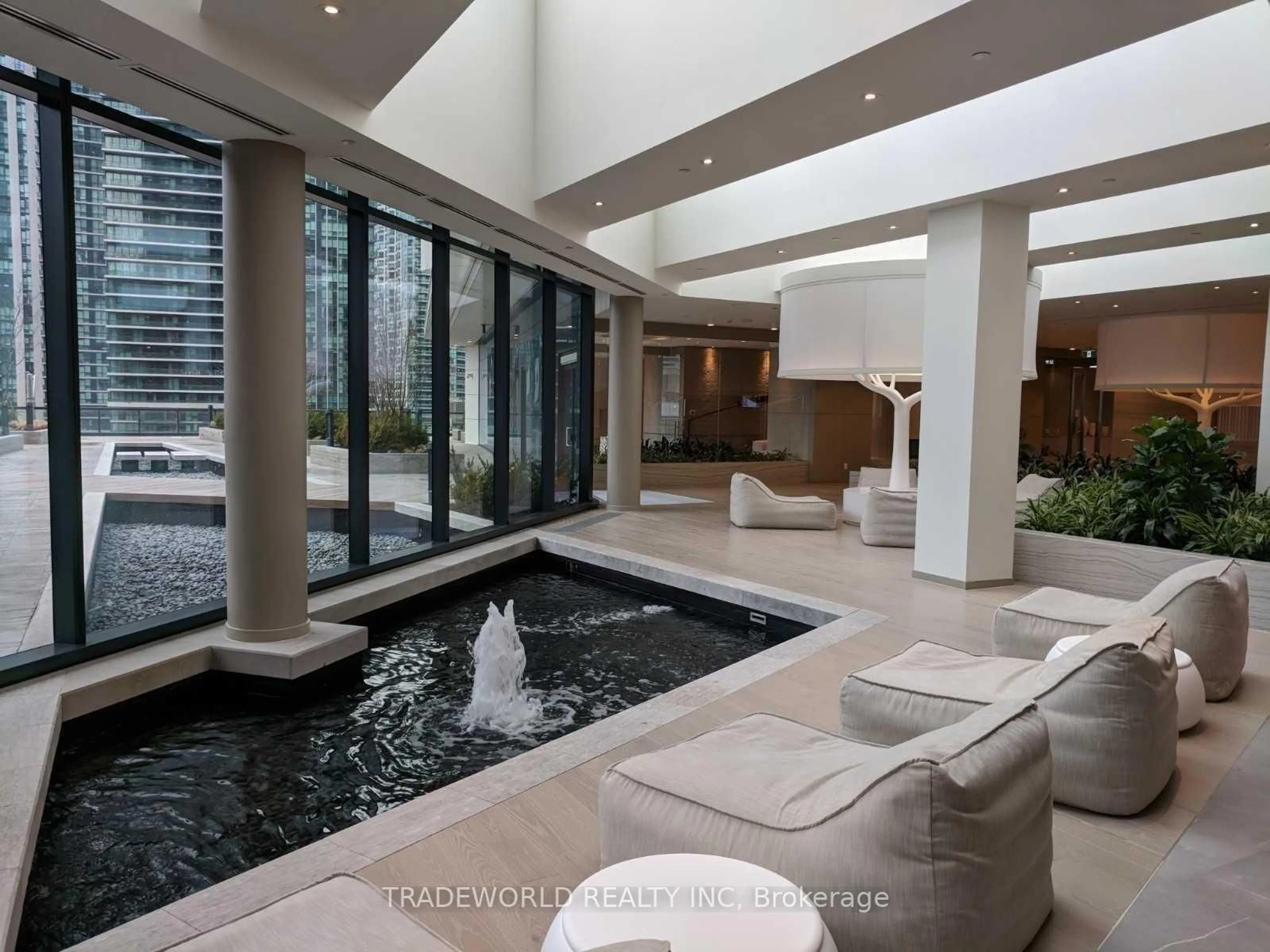 Indoor foyer for 88 Harbour St #2908, Toronto Ontario M5J 0C3