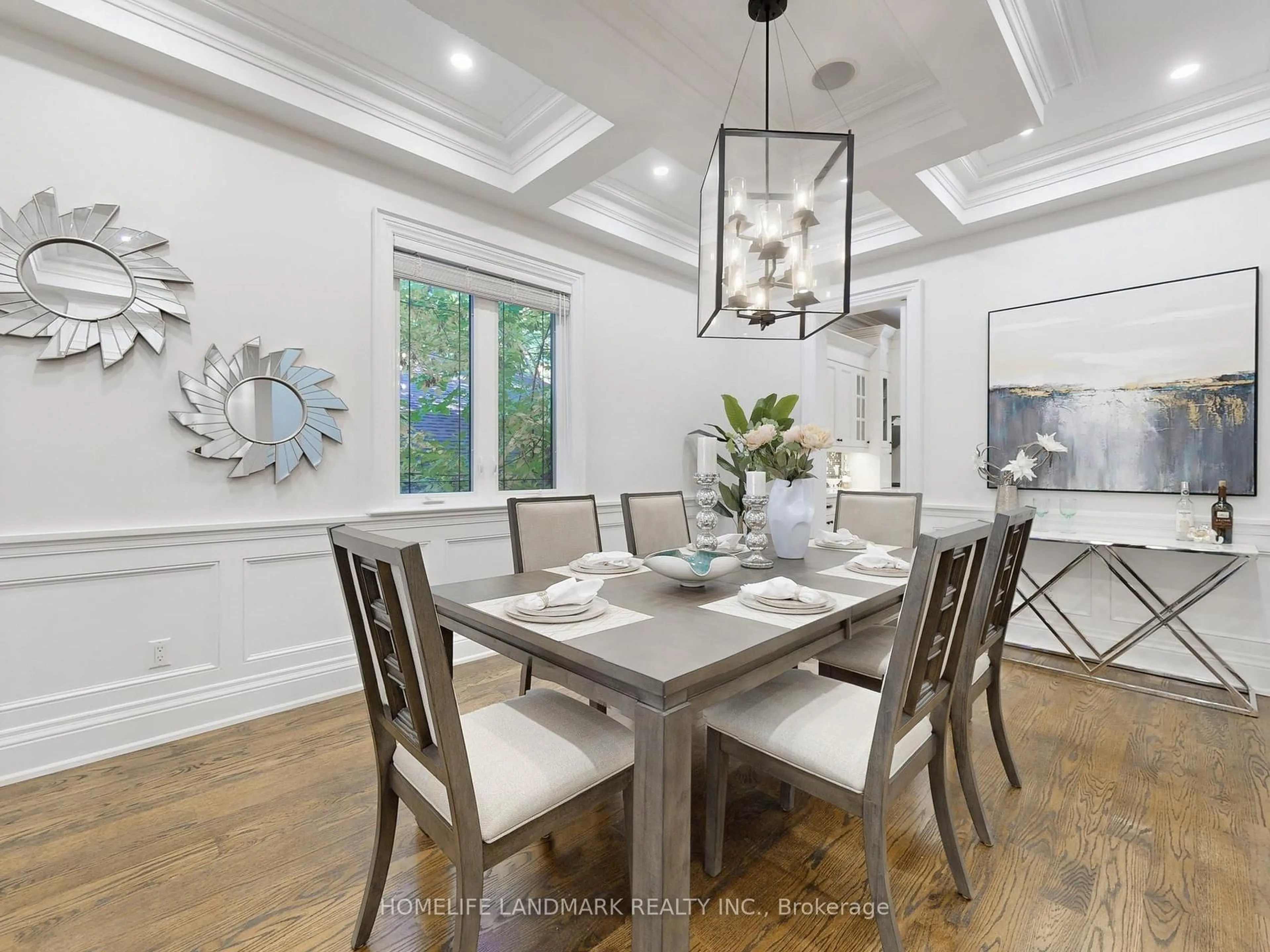 Dining room, wood/laminate floor for 183 Byng Ave, Toronto Ontario M2N 4K8
