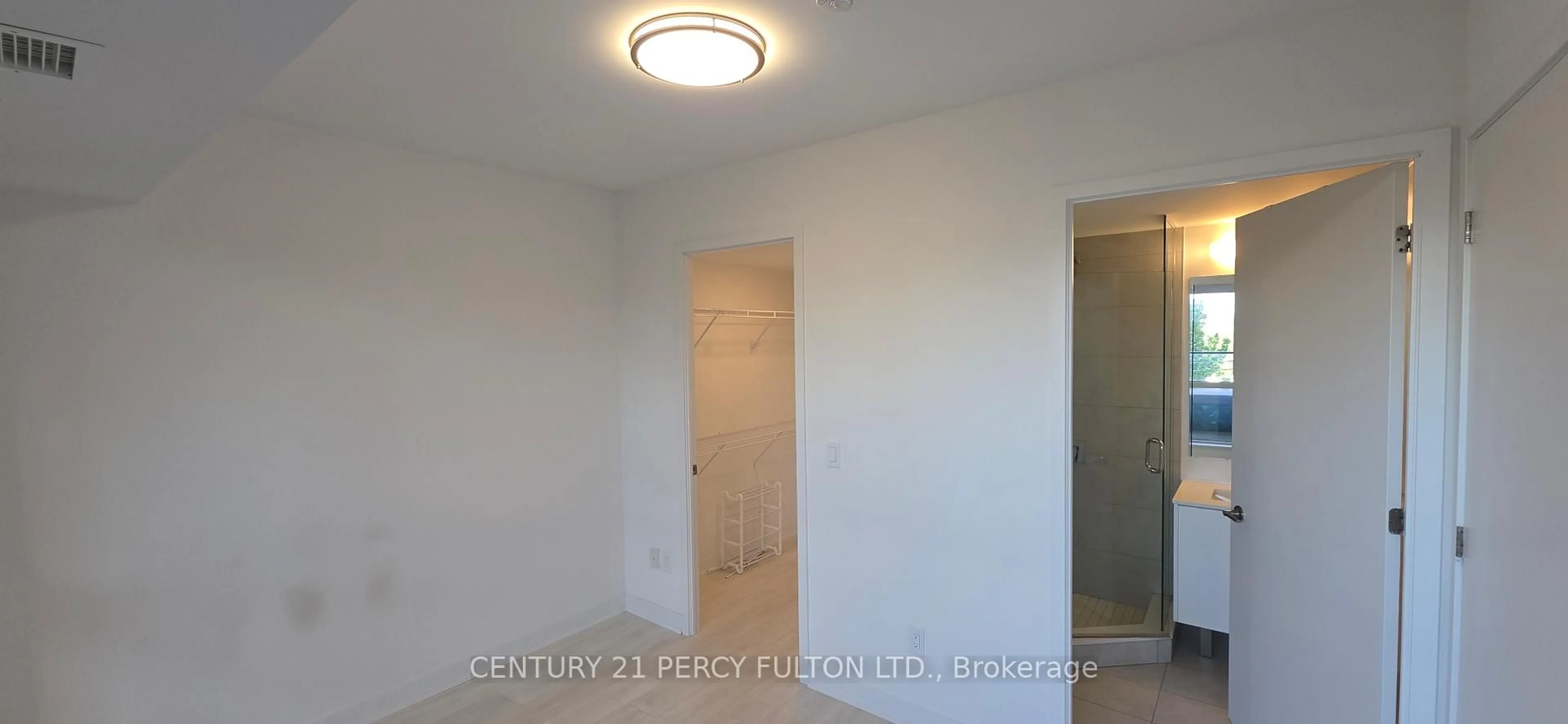 A pic of a room for 8 Tippett Rd #309, Toronto Ontario M3H 0E7