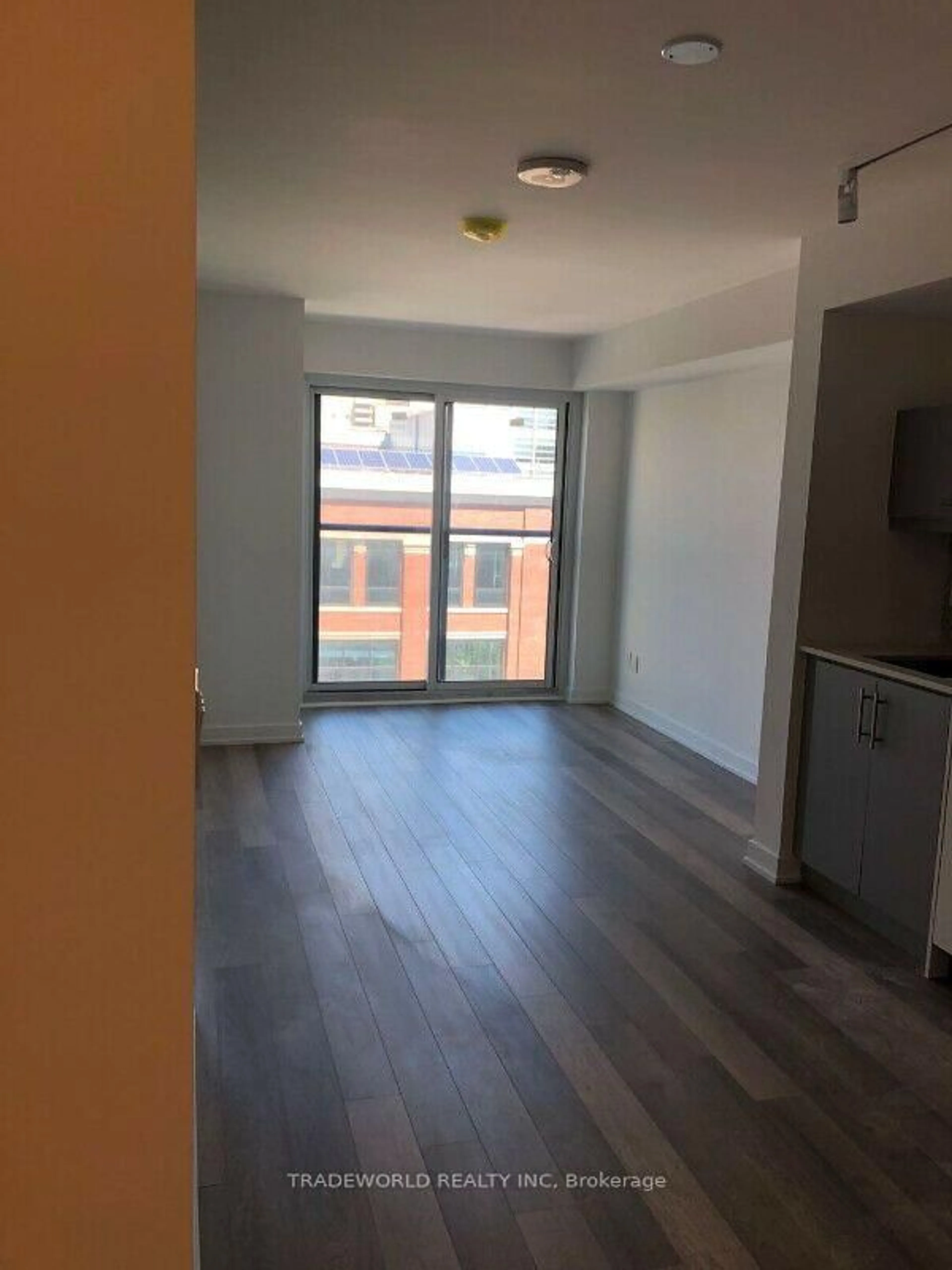 A pic of a room for 181 Huron St #707, Toronto Ontario M5T 0C1