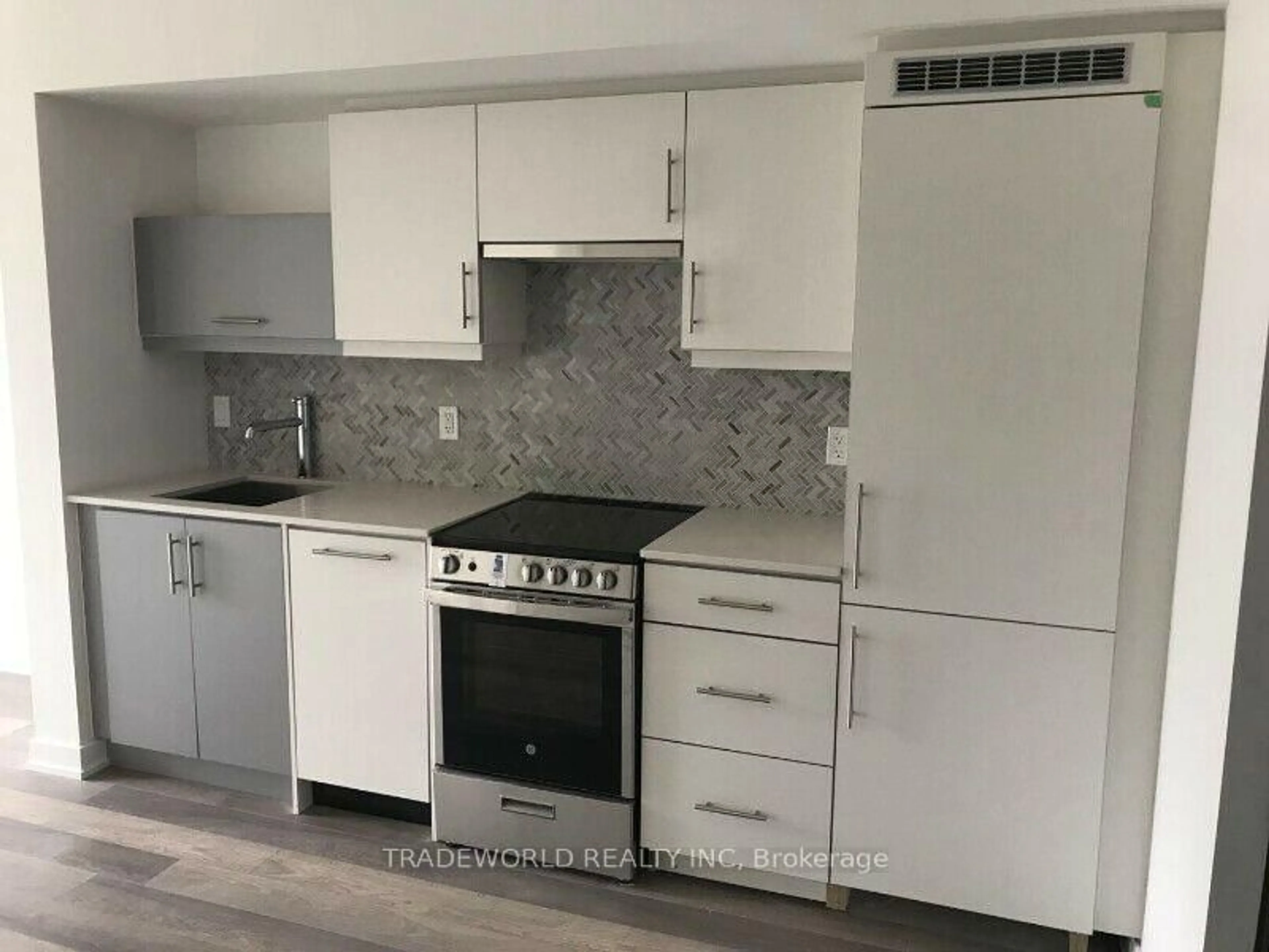 Standard kitchen, wood/laminate floor for 181 Huron St #707, Toronto Ontario M5T 0C1