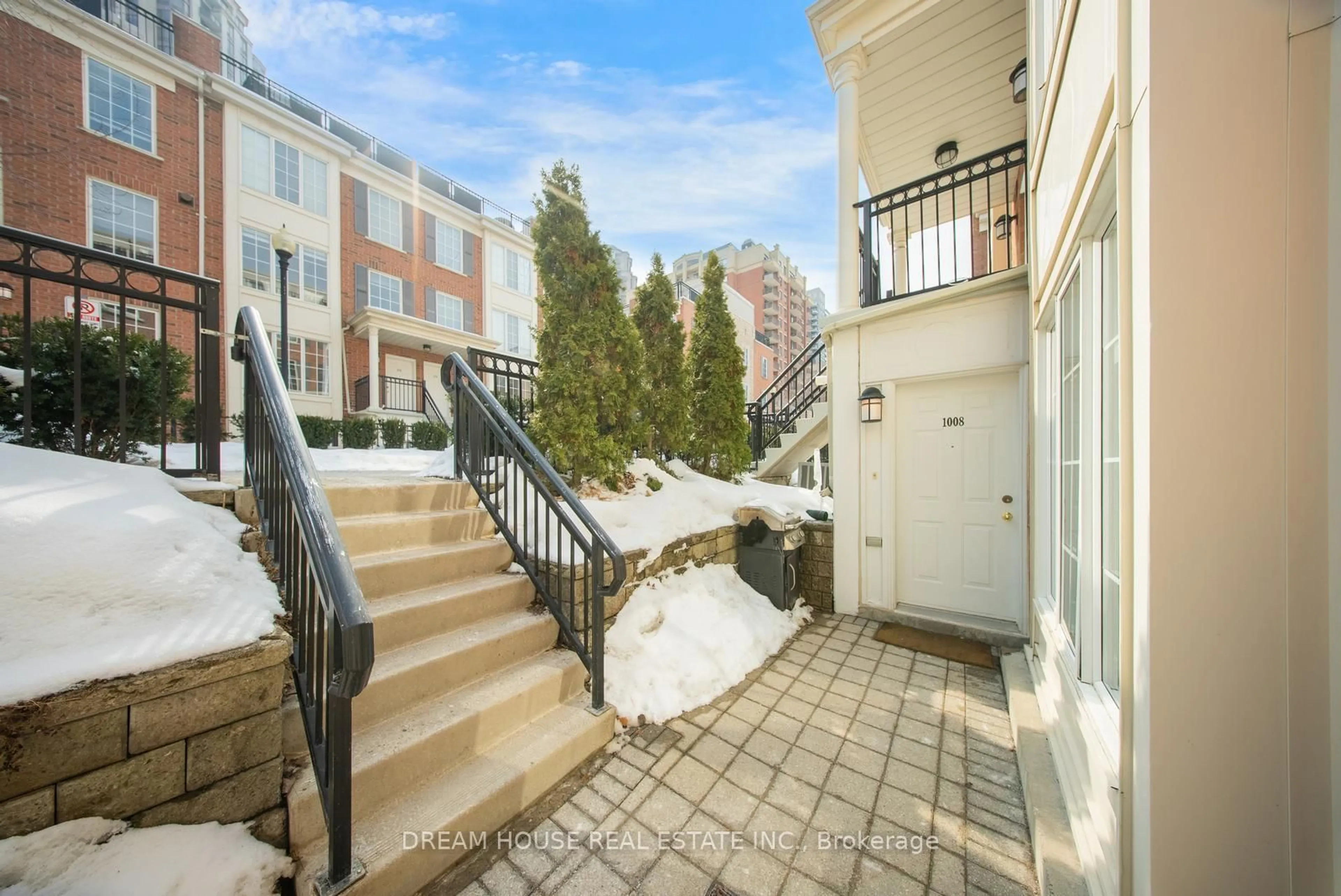 Patio, street for 5 Everson Dr #1008, Toronto Ontario M2N 7C3
