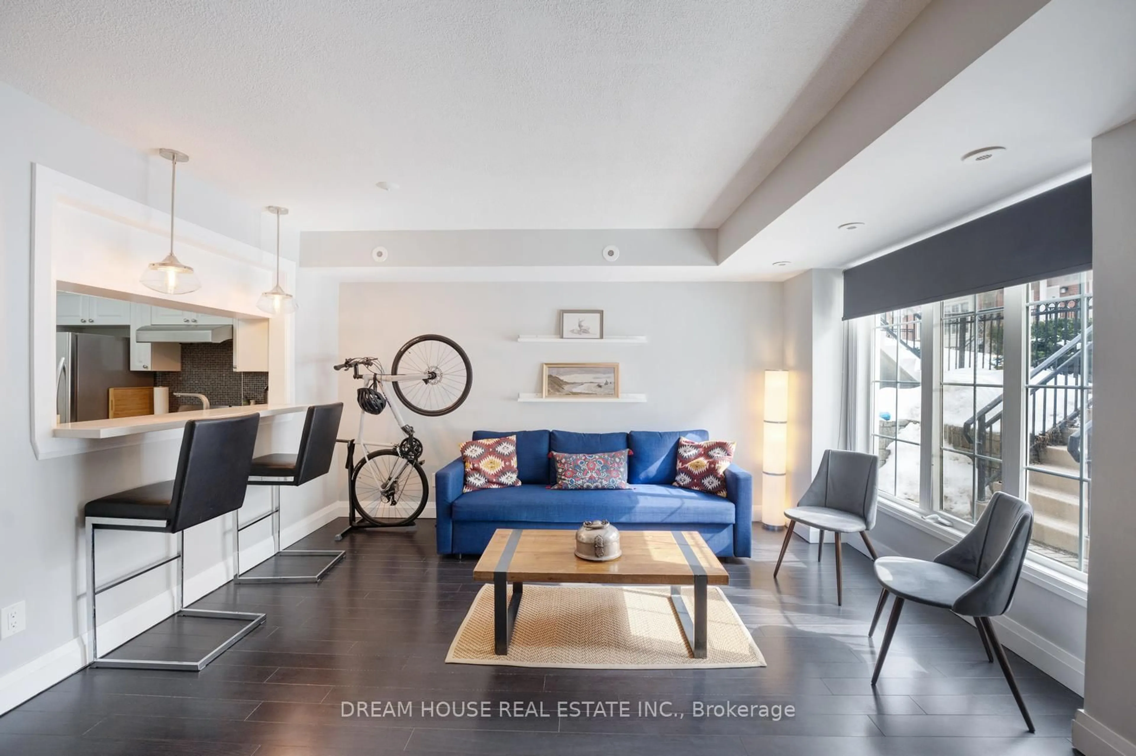 Living room with furniture, unknown for 5 Everson Dr #1008, Toronto Ontario M2N 7C3