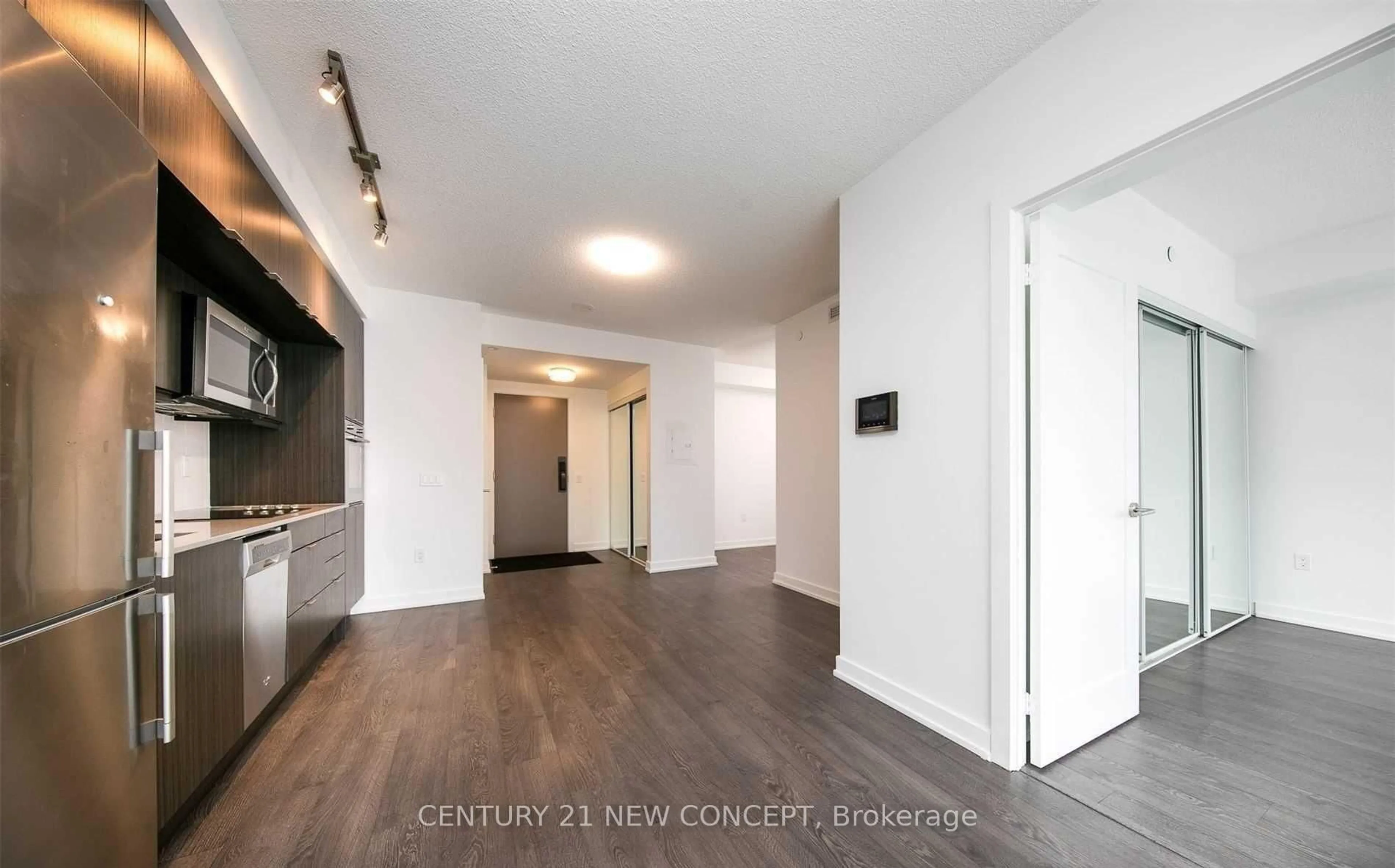 Unknown for 10 York St #1404, Toronto Ontario M5J 0E1
