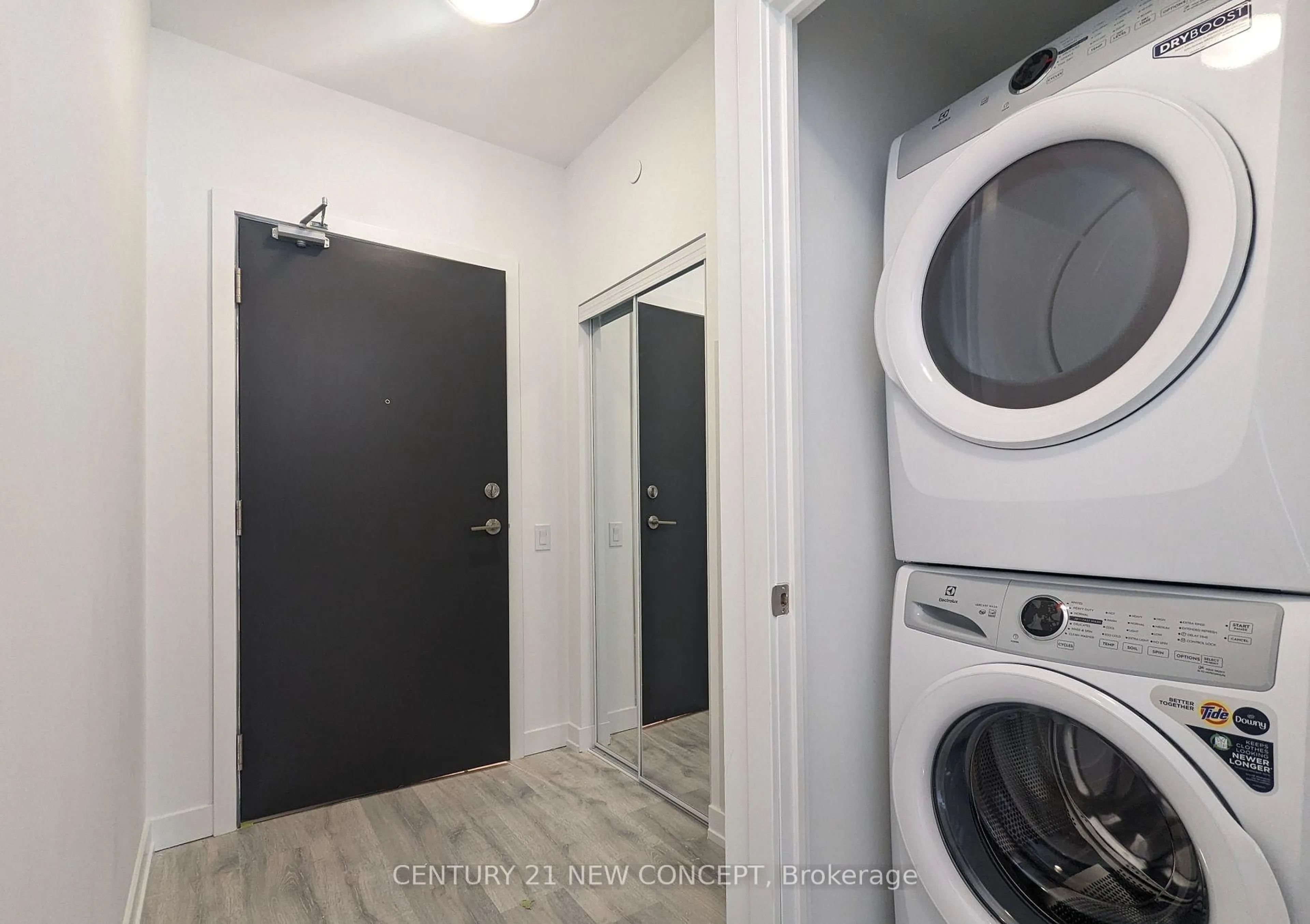 Laundry room for 7 Golden Lion Hts #2905, Toronto Ontario M2M 0C1