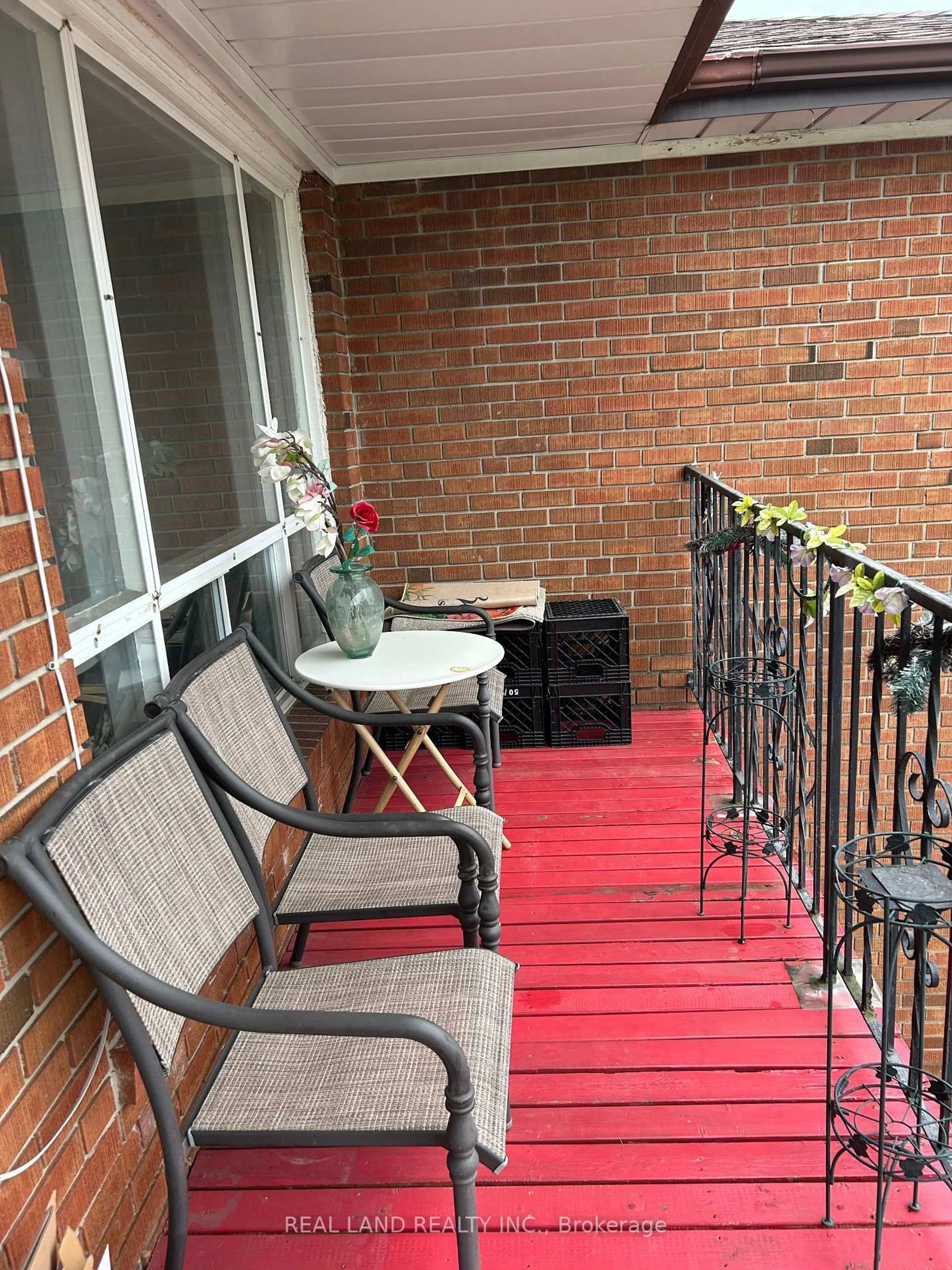Balcony in the apartment, unknown for 37 Pawnee Ave, Toronto Ontario M2H 3C6