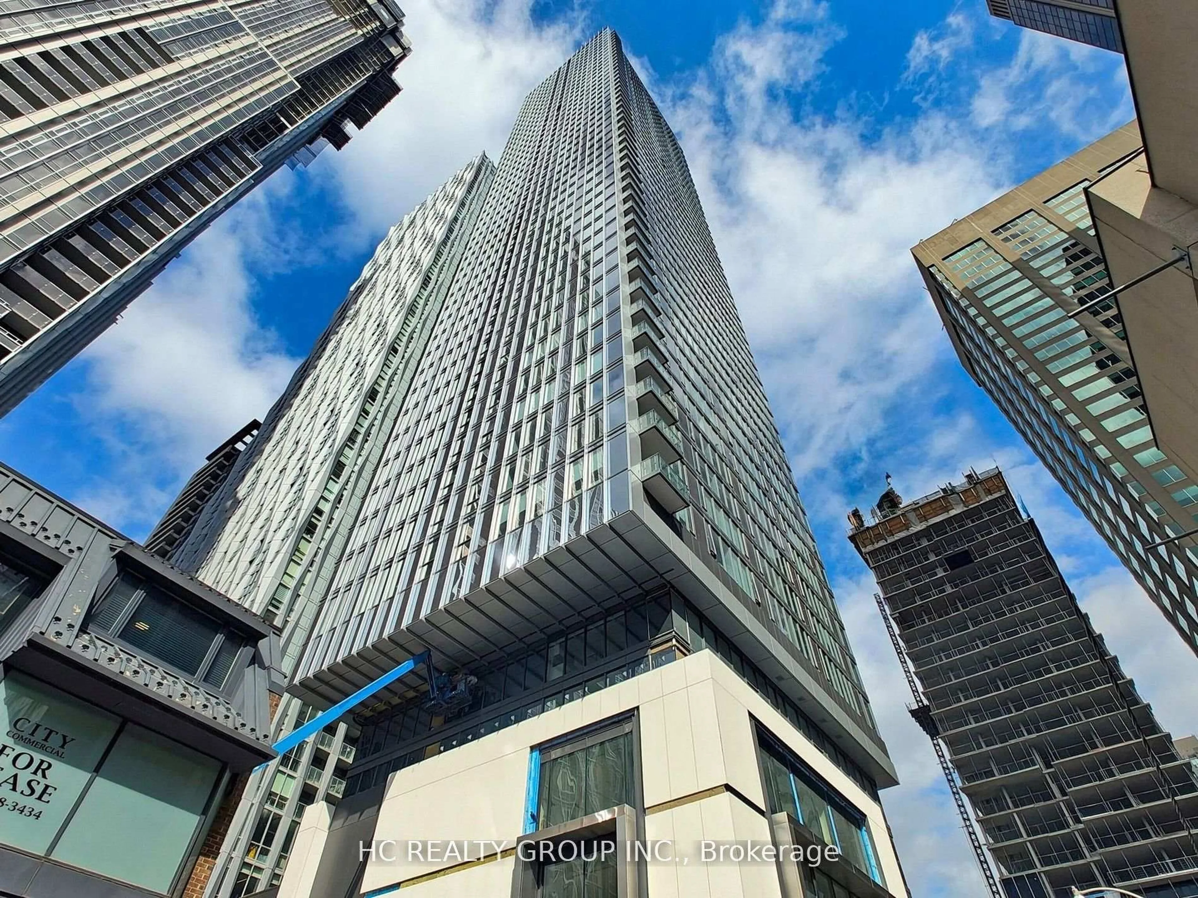 Indoor foyer for 8 Cumberland St #1302, Toronto Ontario M4W 0B6