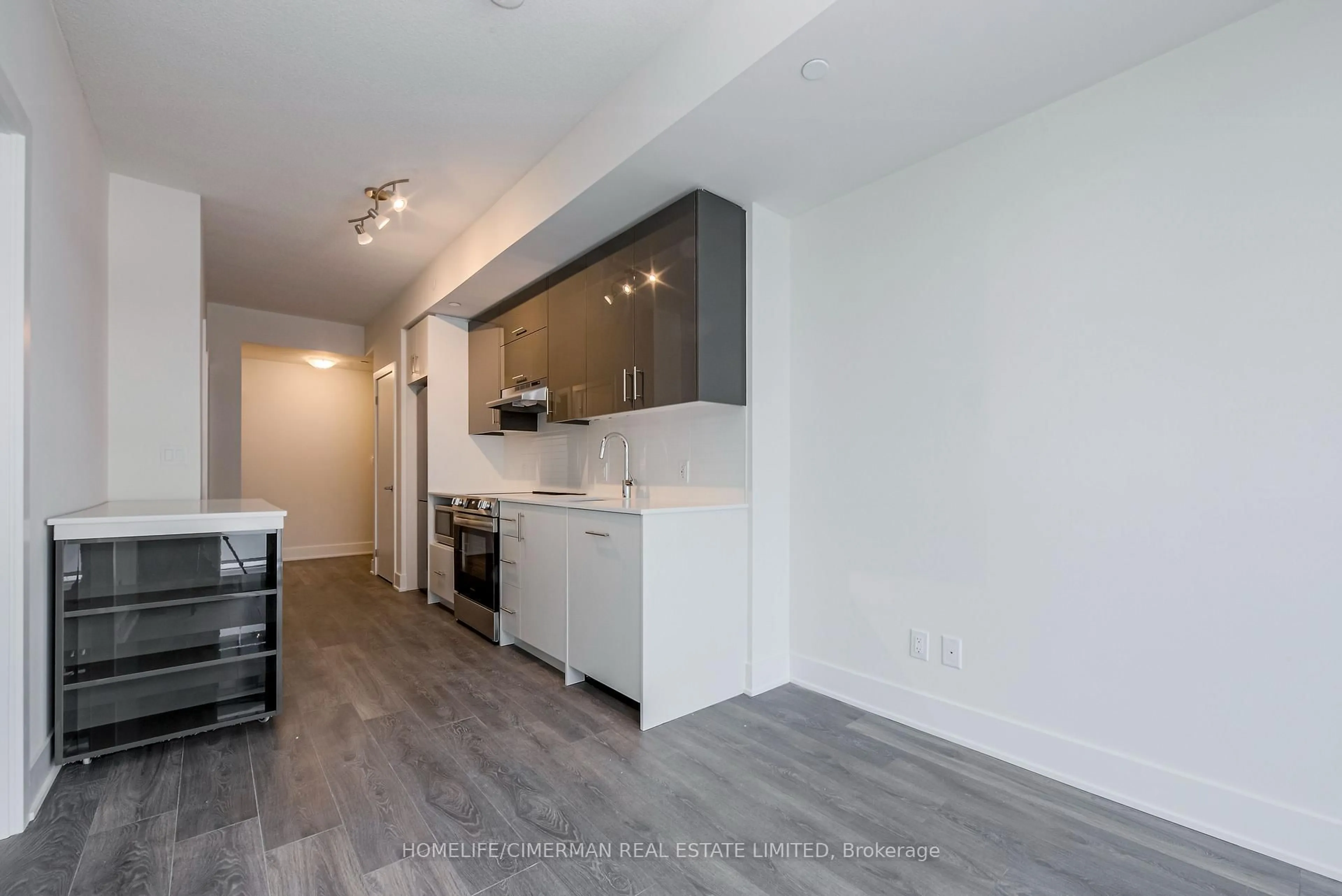 Standard kitchen, unknown for 188 Fairview Mall Dr #1816, Toronto Ontario M2J 0H7
