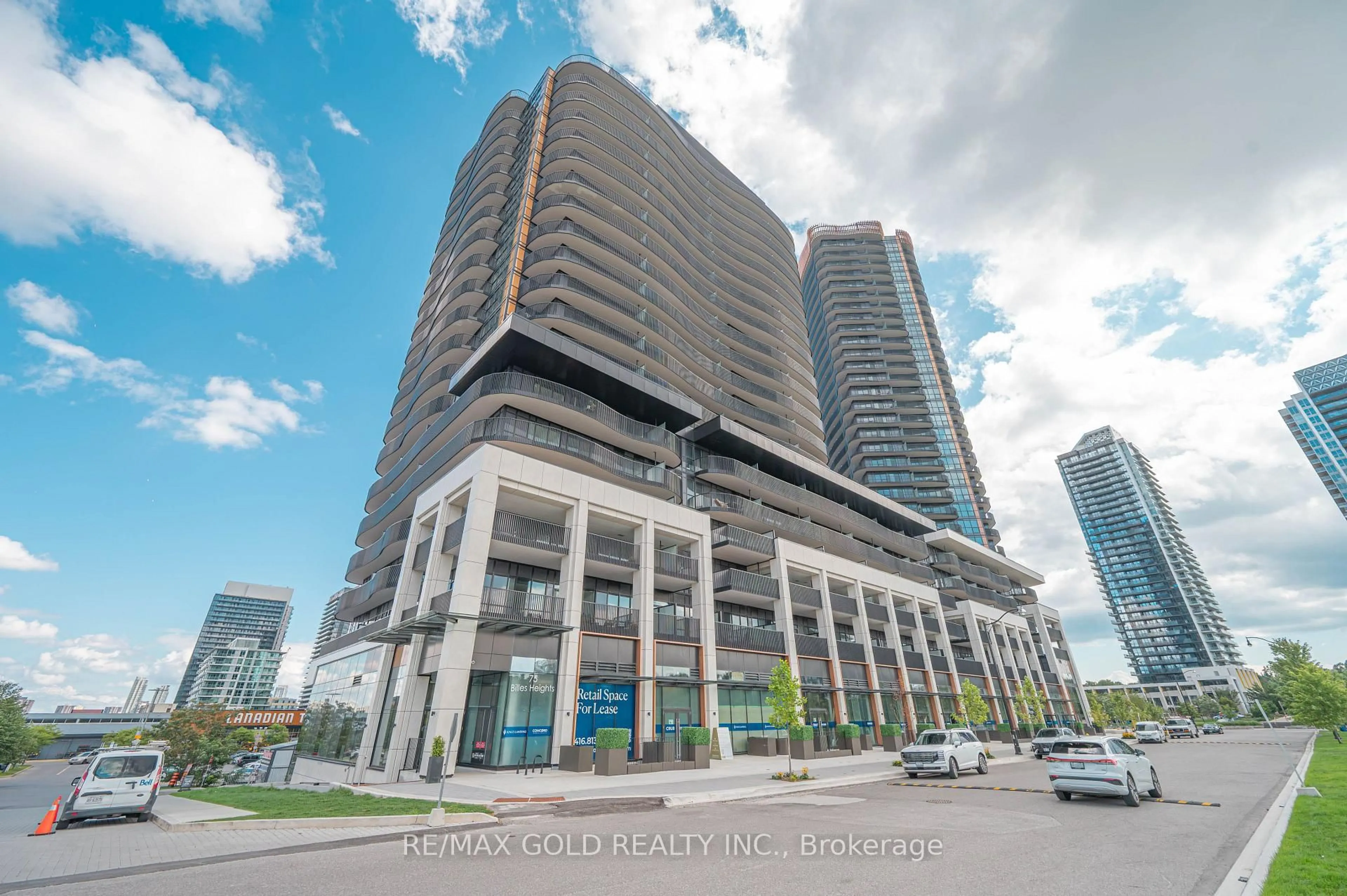 Indoor foyer for 75 Billes Hts #229, Toronto Ontario M2K 0J8