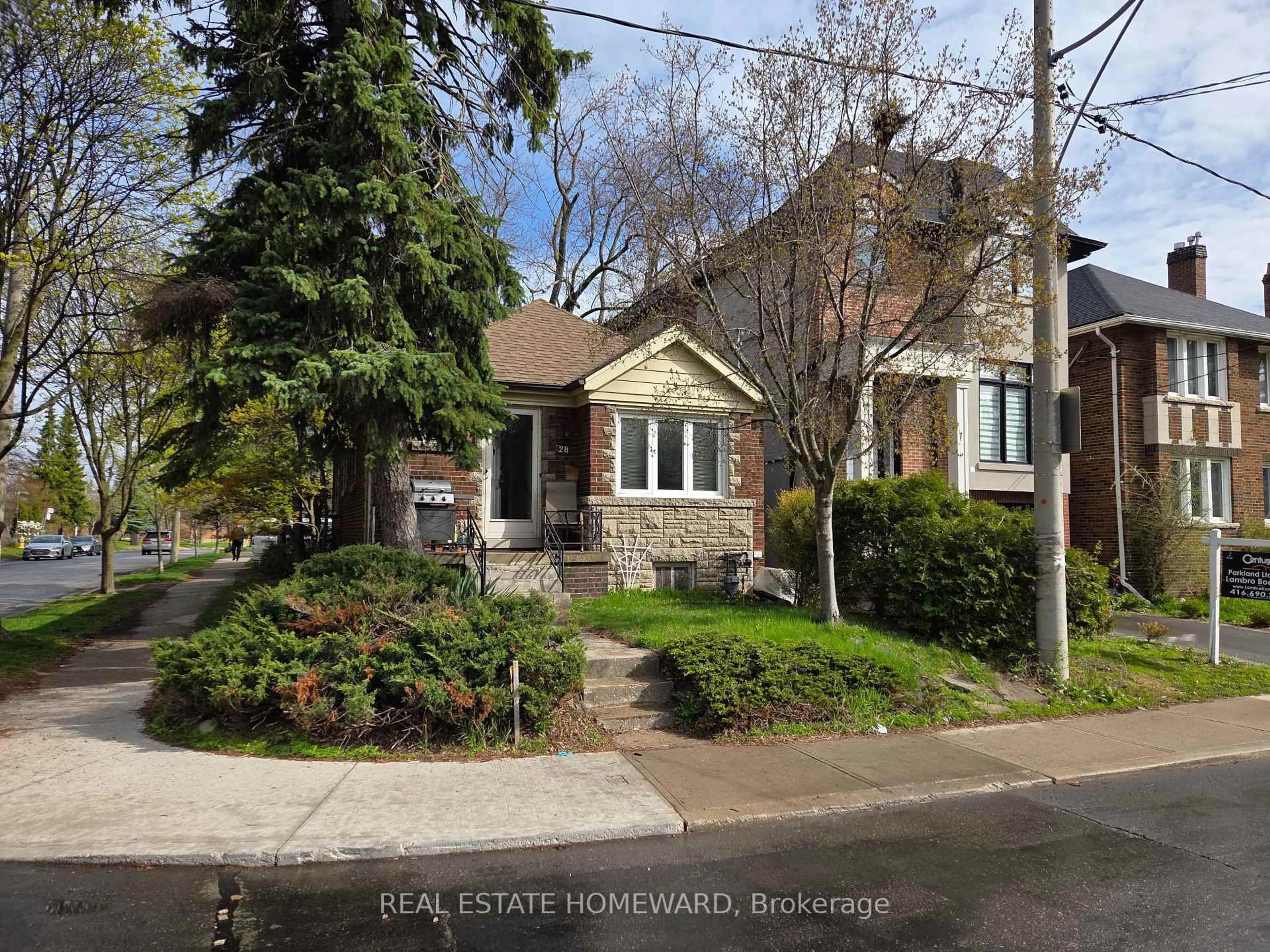 Unknown for 28 Glen Echo Rd, Toronto Ontario M4N 2E1