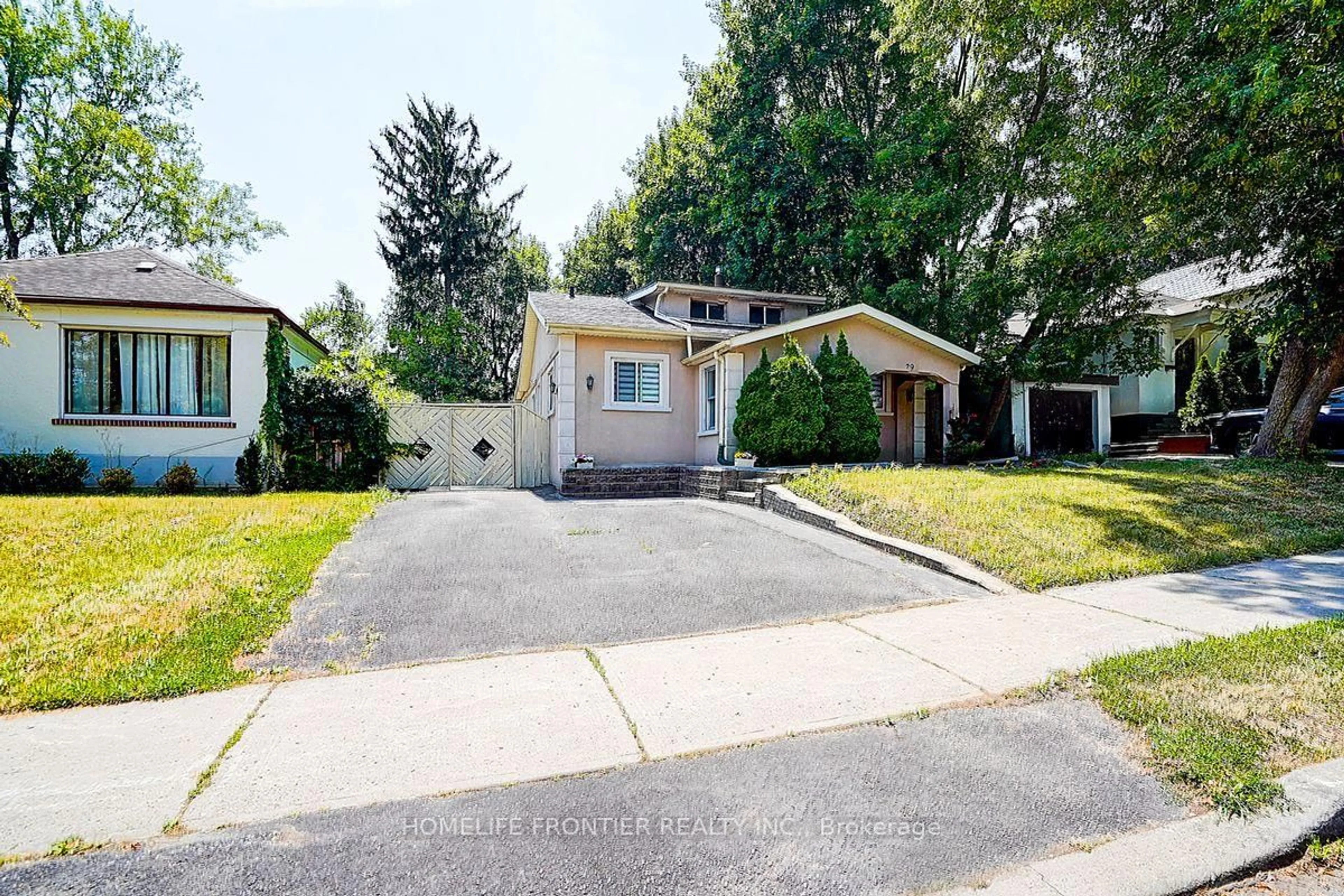 Unknown for 99 Harlandale Ave, Toronto Ontario M2N 1P2