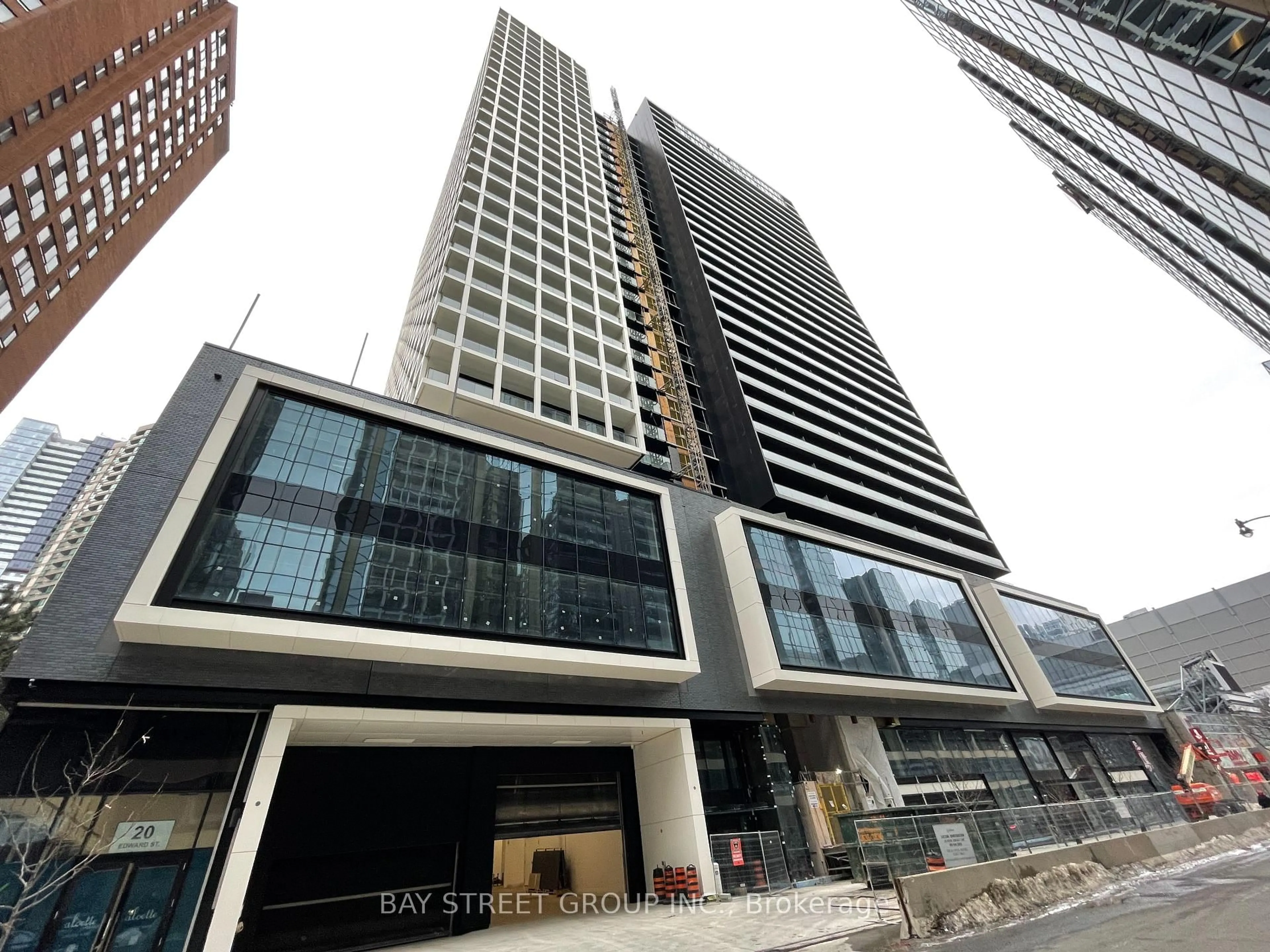 Indoor foyer for 20 Edward St #1119, Toronto Ontario M5G 0C5