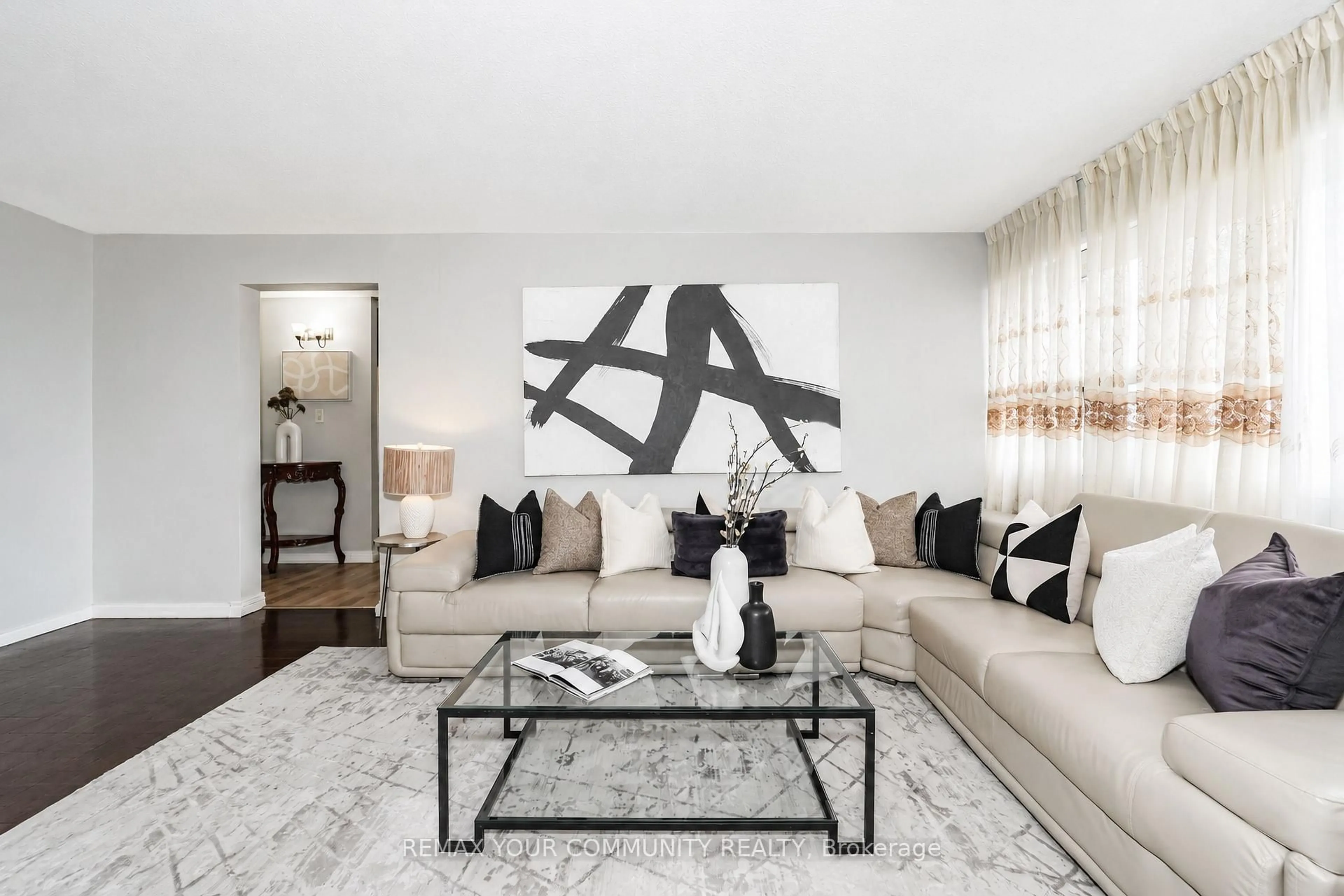 Living room with furniture, unknown for 100 Leeward Glenway #1105, Toronto Ontario M3C 2Z1