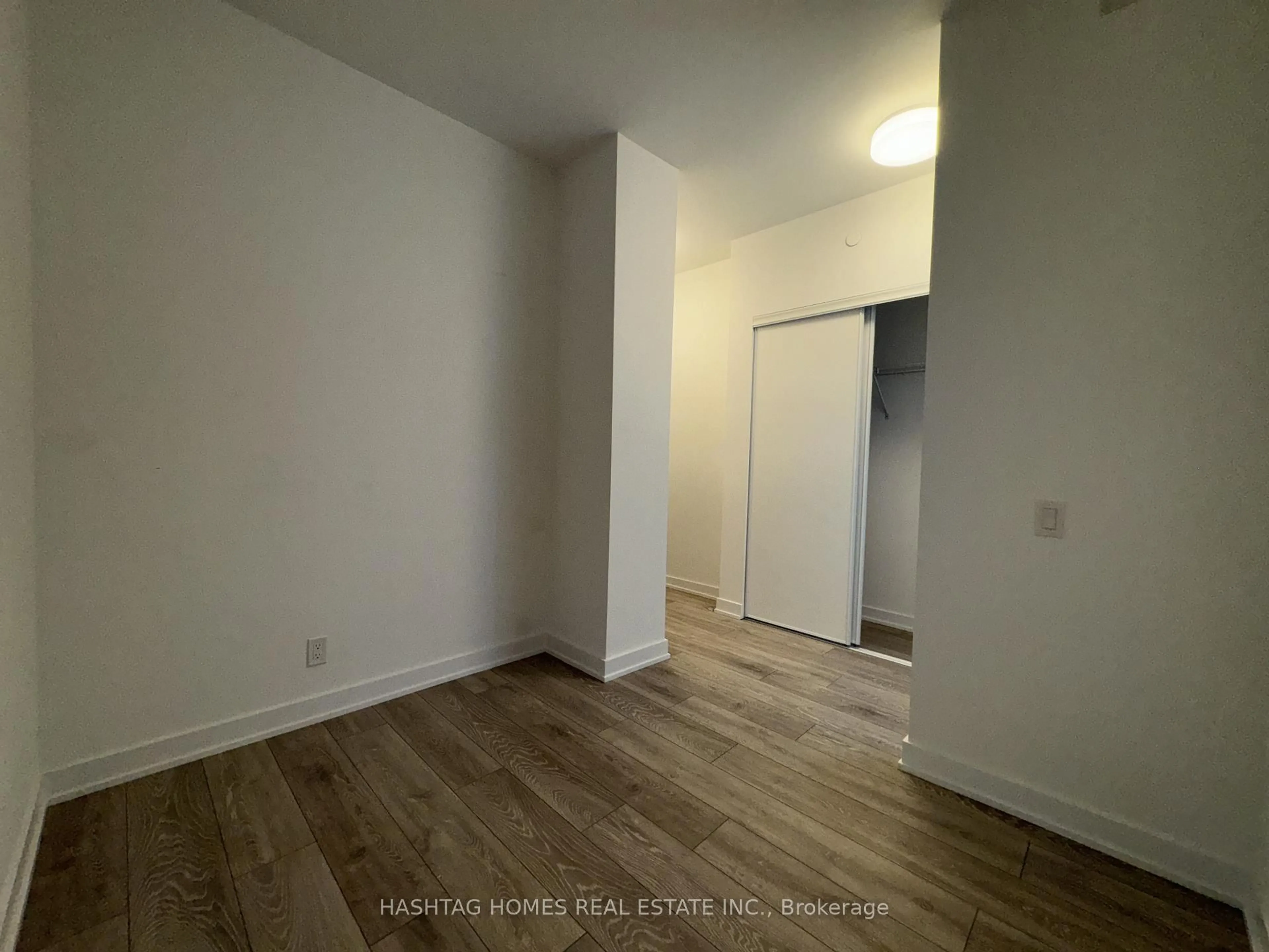 A pic of a room for 108 Peter St #5208, Toronto Ontario M5V 0W2