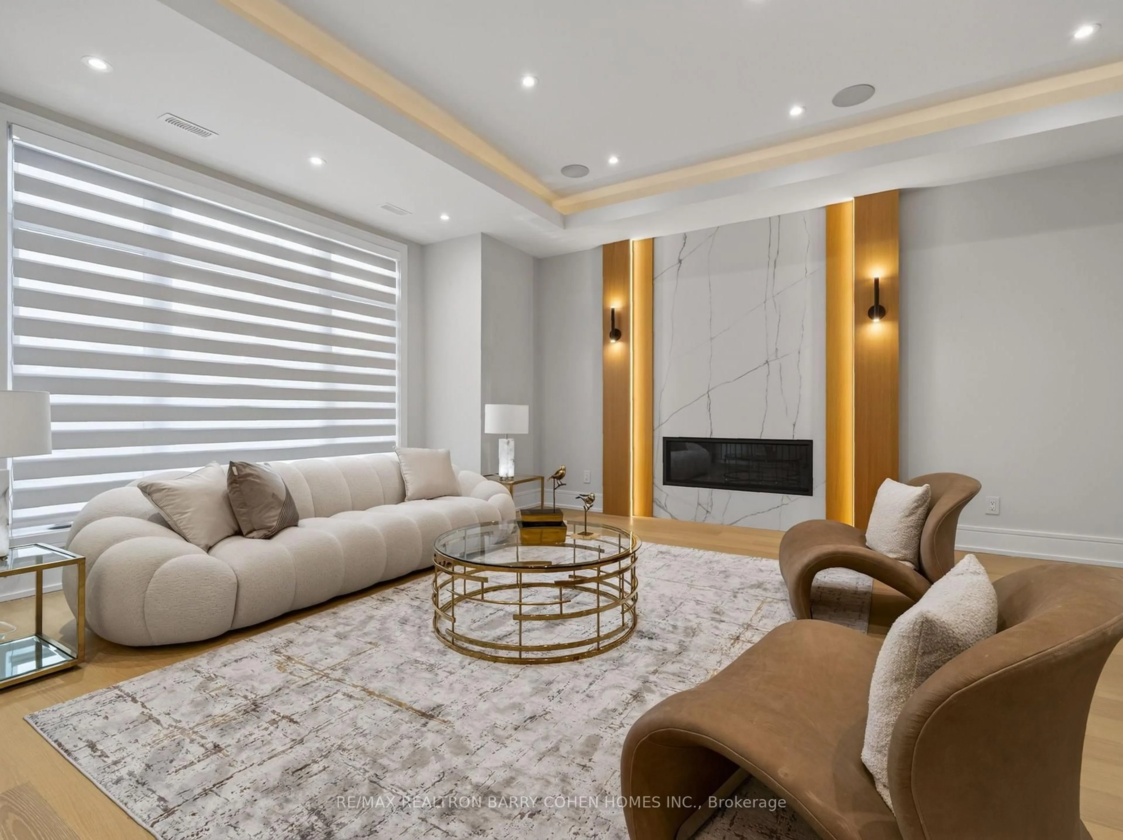 Living room with furniture, unknown for 68 Lynnhaven Rd, Toronto Ontario M6A 2K9