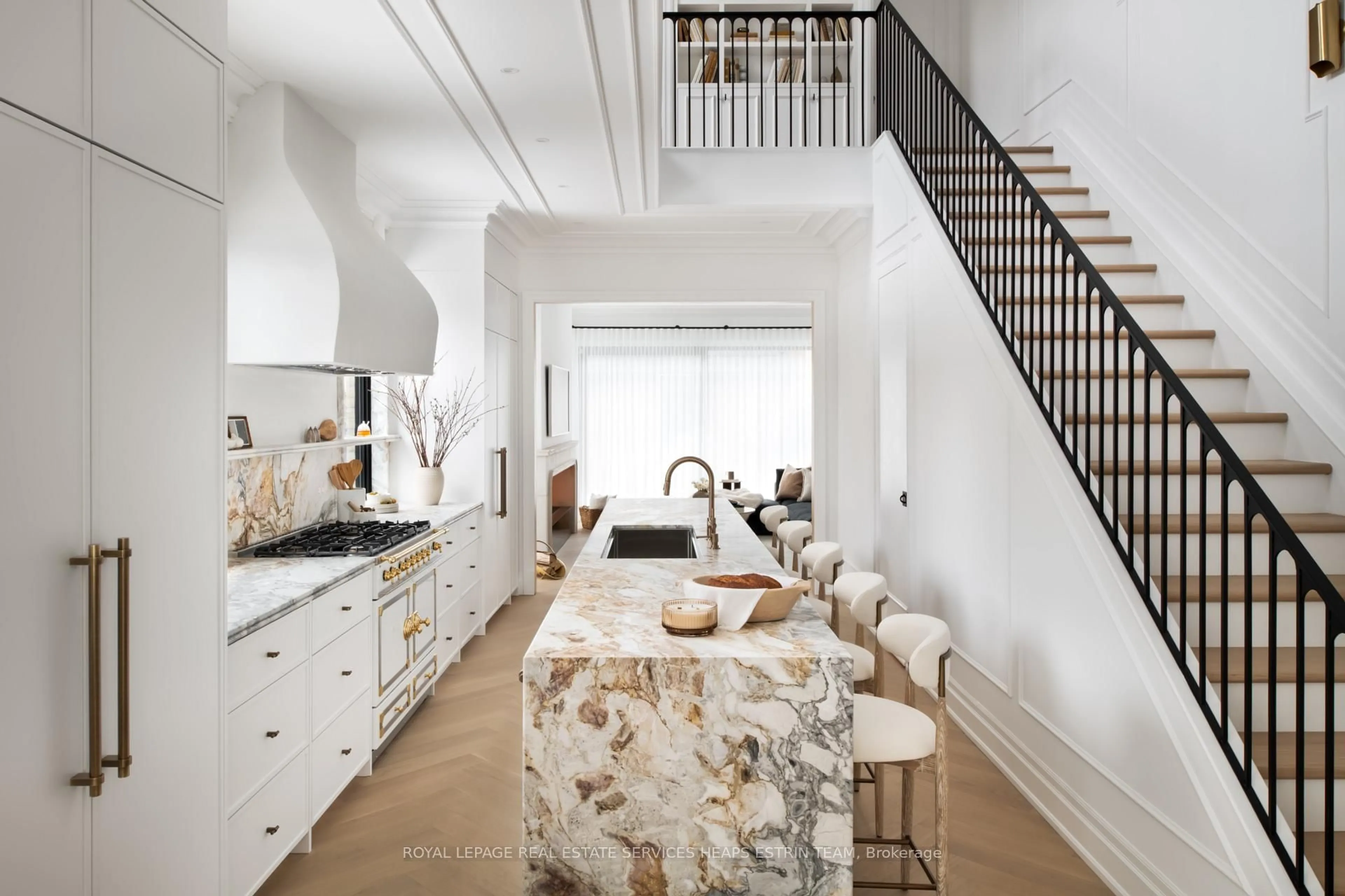 Open concept kitchen, unknown for 23 Lippincott St, Toronto Ontario M5T 2R4