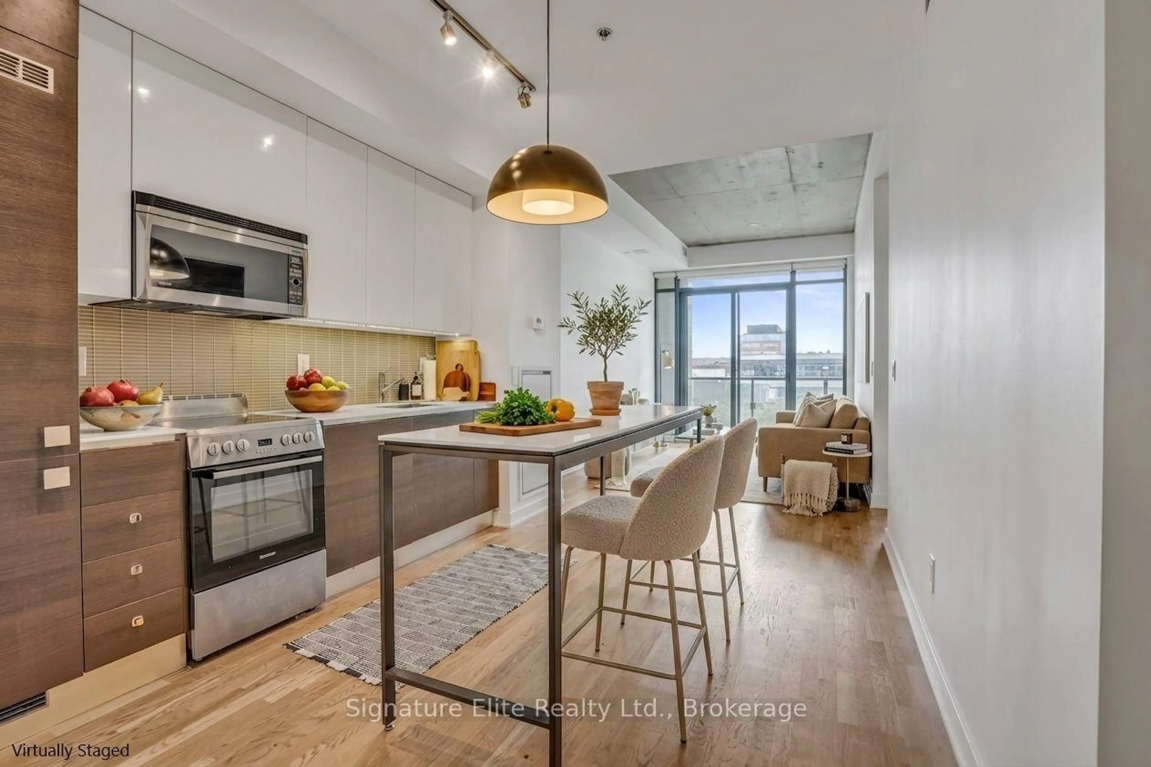 Open concept kitchen, unknown for 8 Dovercourt Rd #402, Toronto Ontario M6J 0B6