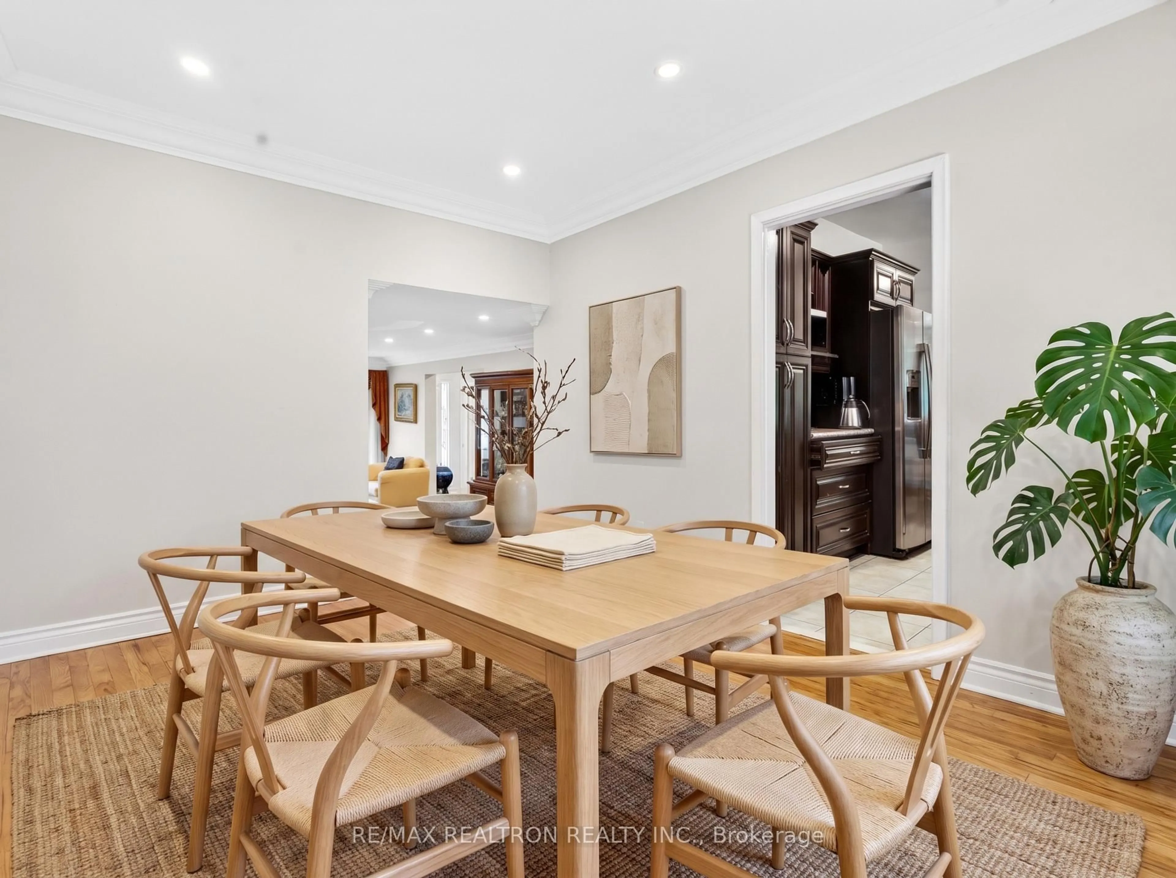 Dining room, unknown for 591 Cummer Ave, Toronto Ontario M2K 2M5