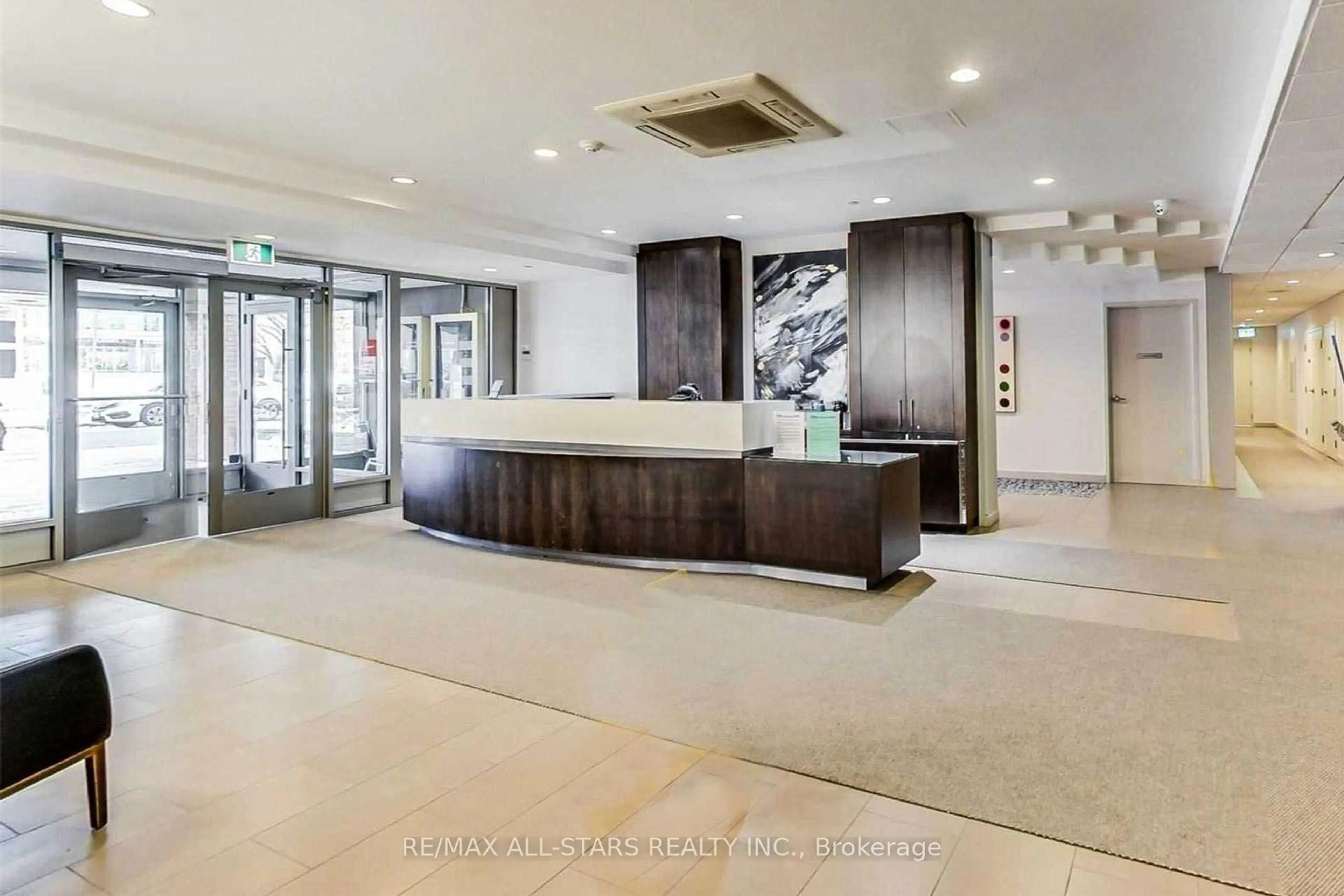 Lobby for 15 Maitland Pl #2112, Toronto Ontario M4Y 2X3