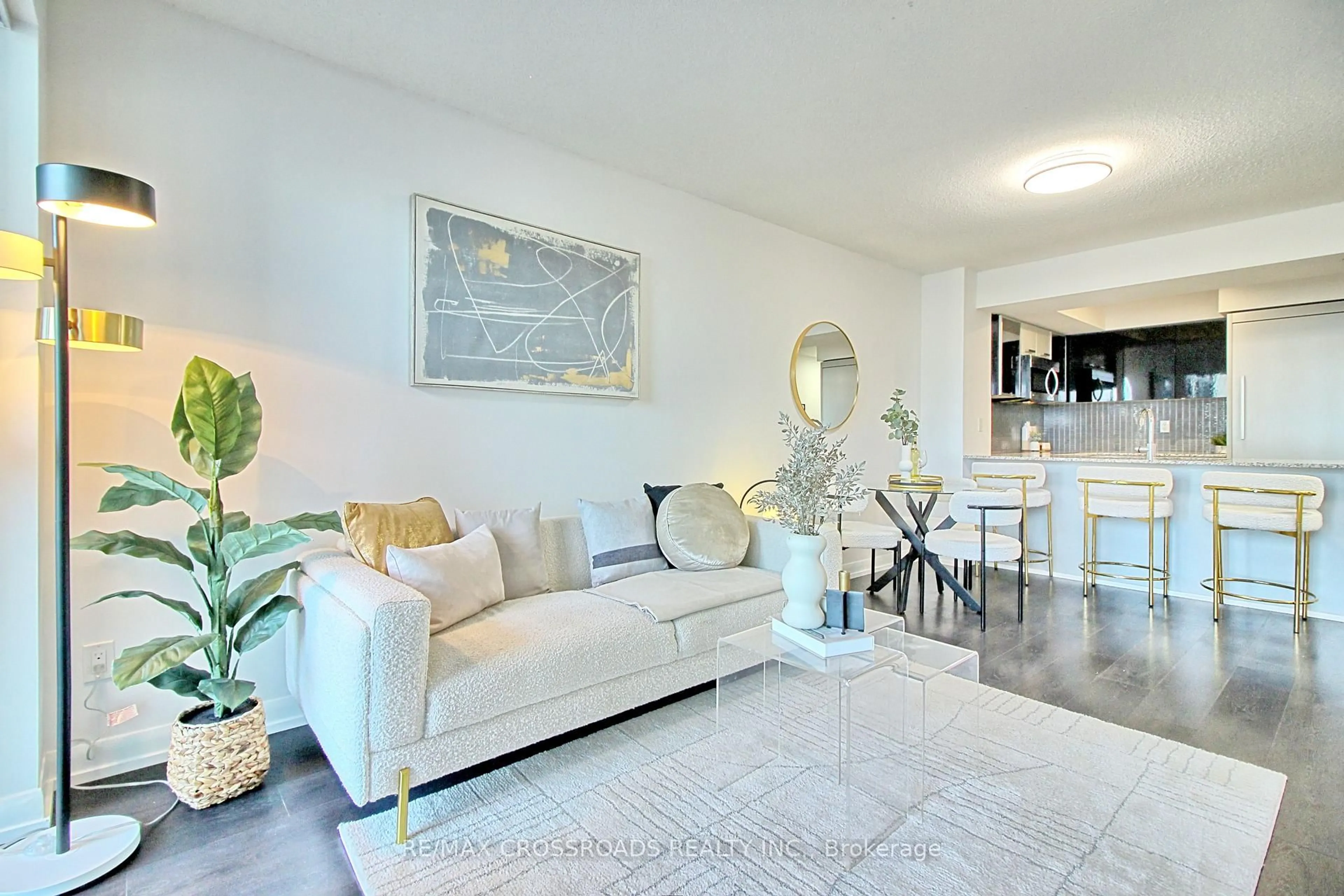 Living room with furniture, unknown for 5162 Yonge St #1106, Toronto Ontario M2N 0E9