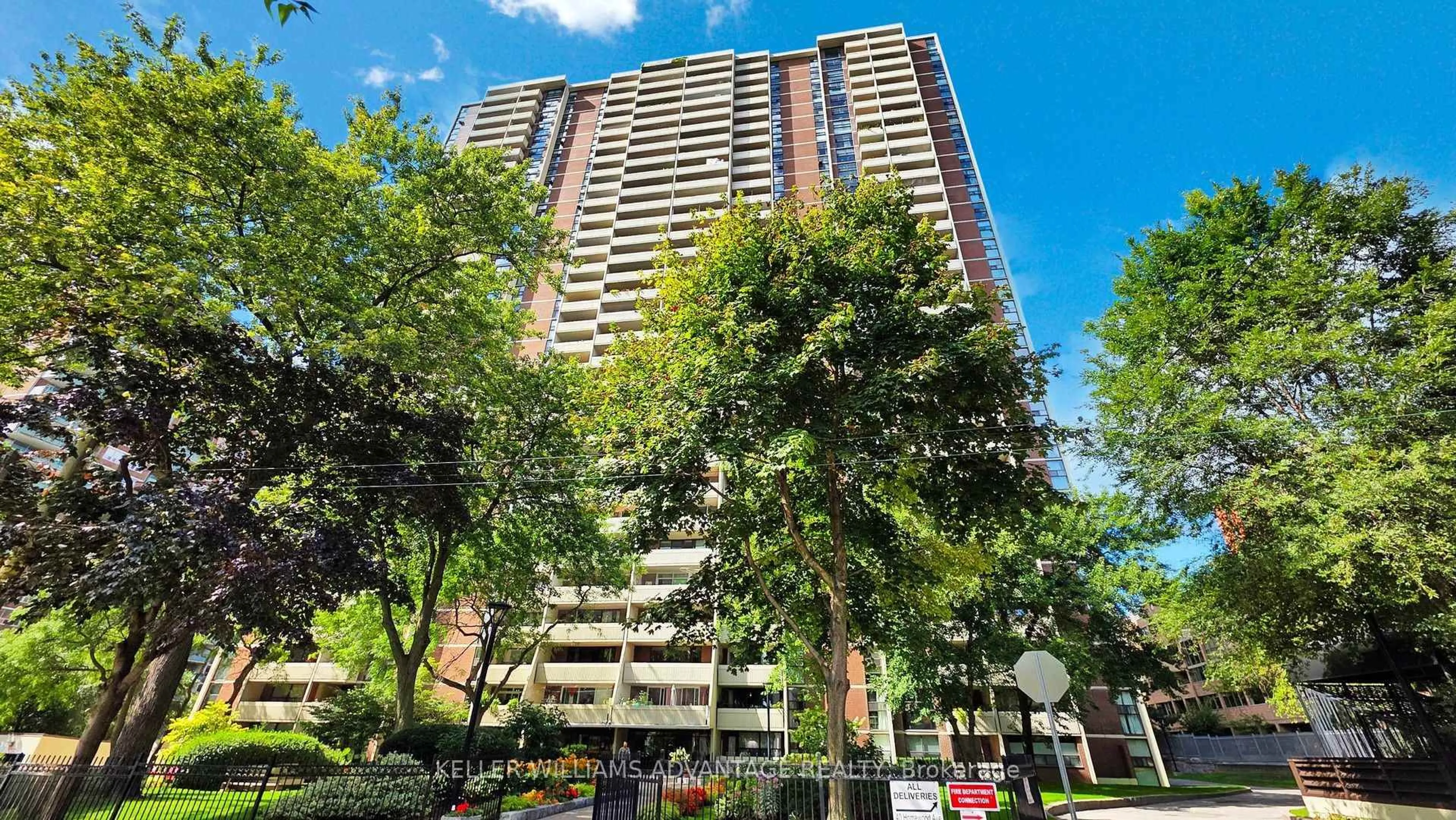 Unknown for 40 Homewood Ave #2216, Toronto Ontario M4Y 2K2