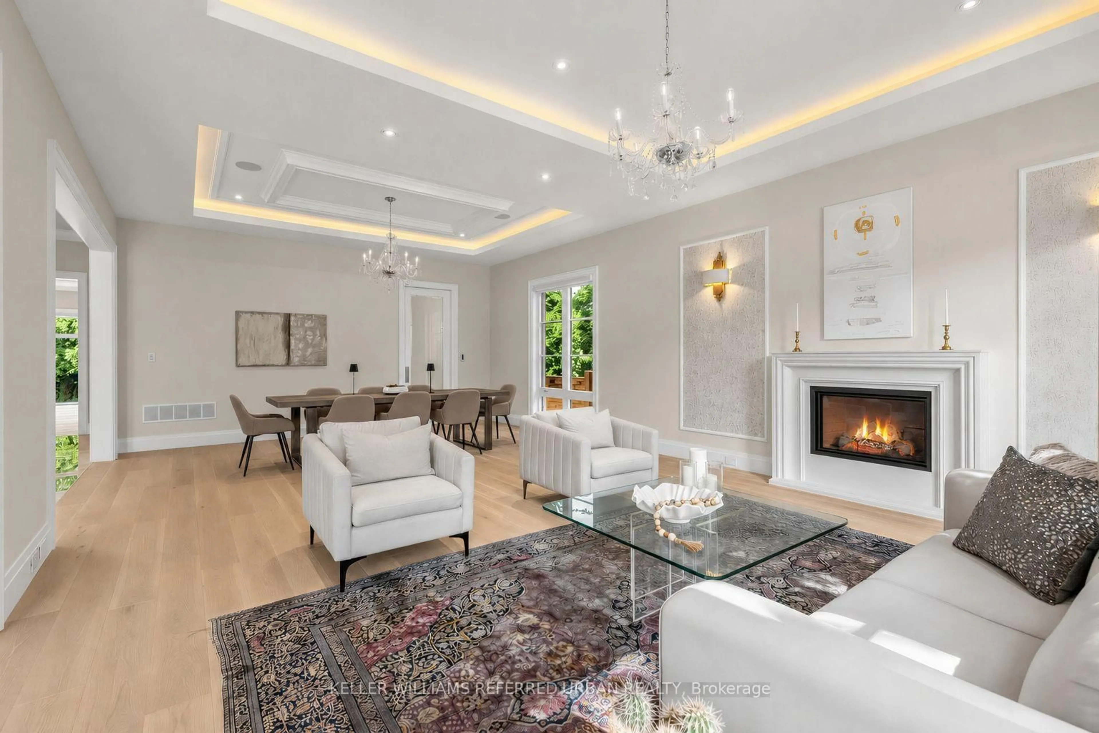 Living room with furniture, unknown for 130 Upper Canada Dr, Toronto Ontario M2P 1S4