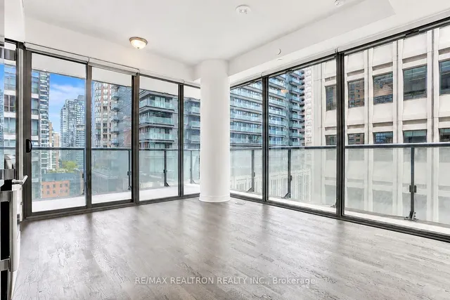 57 St Joseph St #1008, Toronto 3