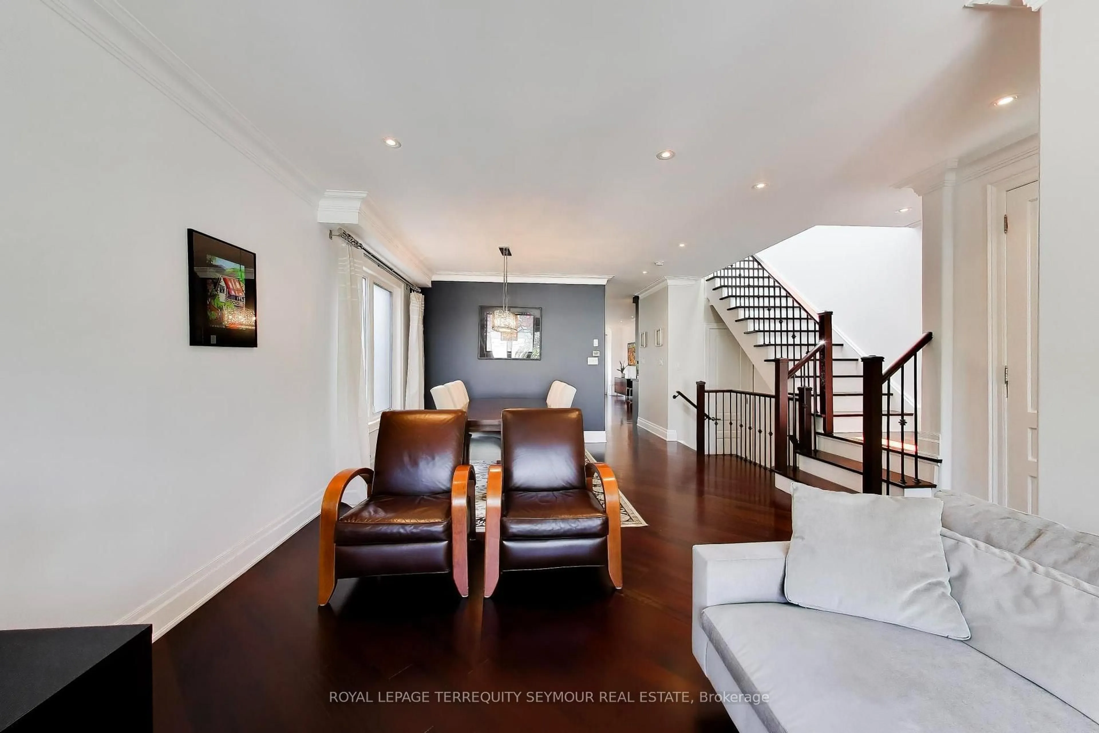 Unknown for 459 Soudan Ave, Toronto Ontario M4S 1X1