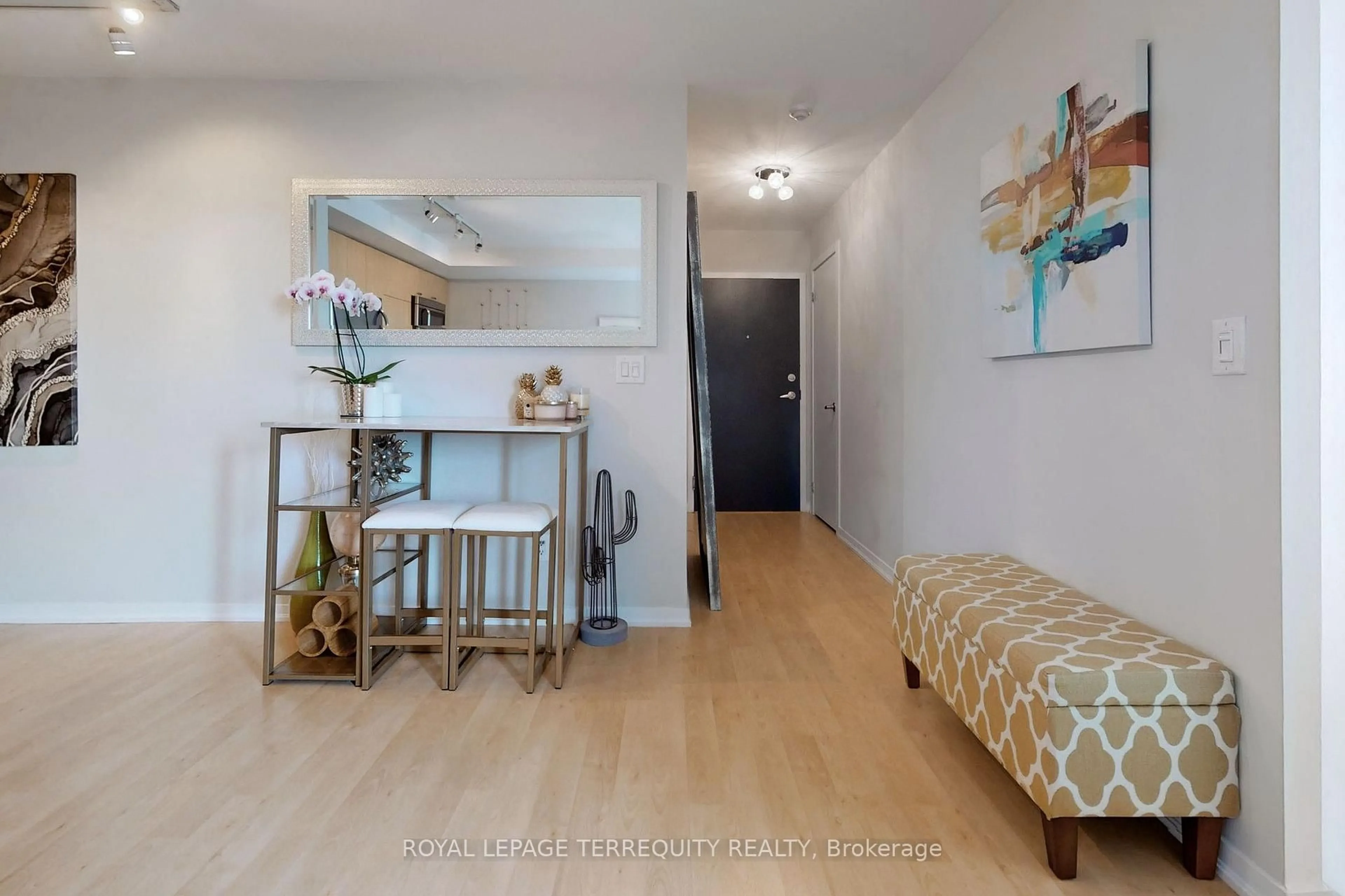 Indoor entryway for 38 Joe Shuster Way #710, Toronto Ontario M6K 0A5