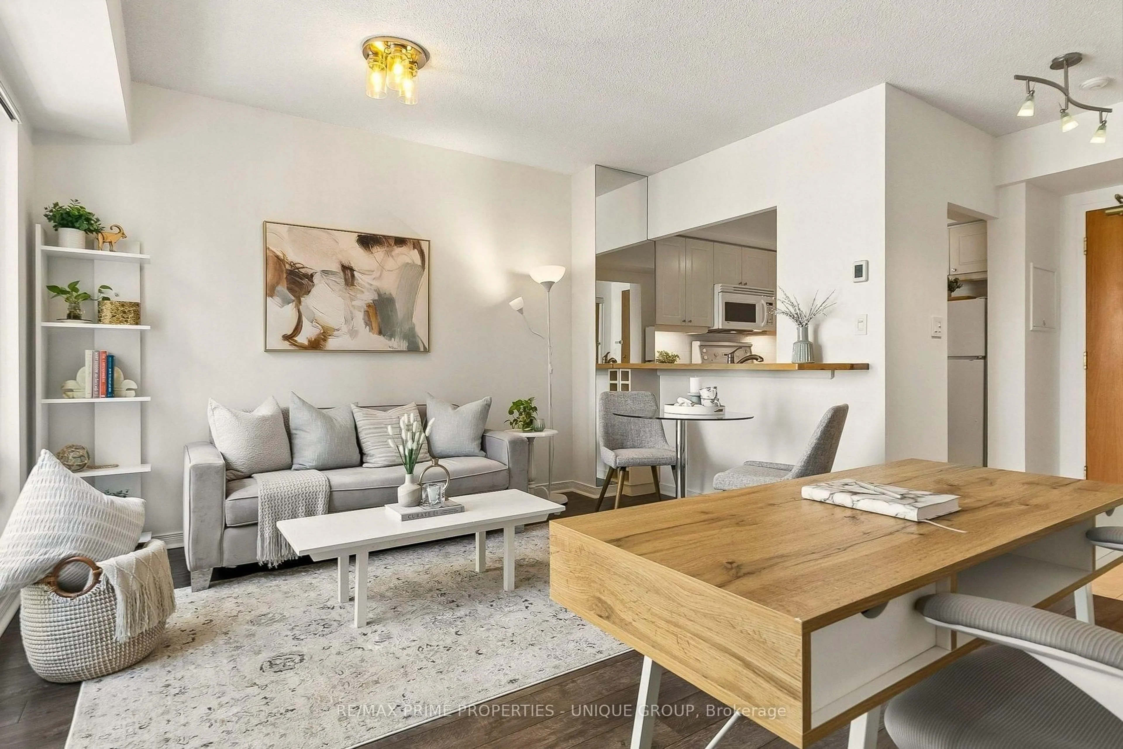 Living room with furniture, unknown for 99 Hayden St #1005, Toronto Ontario M4Y 3B4