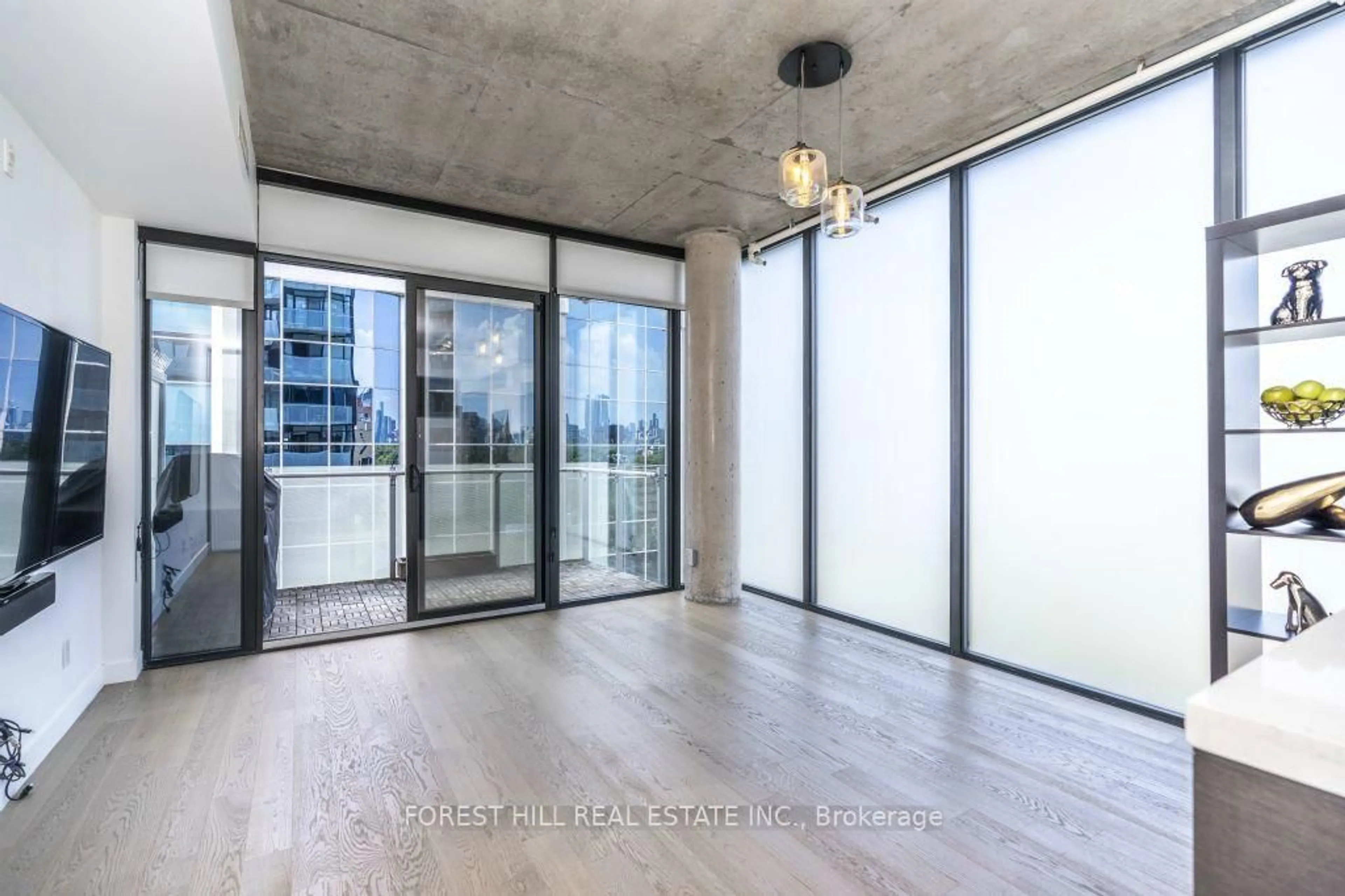 Unknown for 25 Stafford St #611, Toronto Ontario M5V 0G3