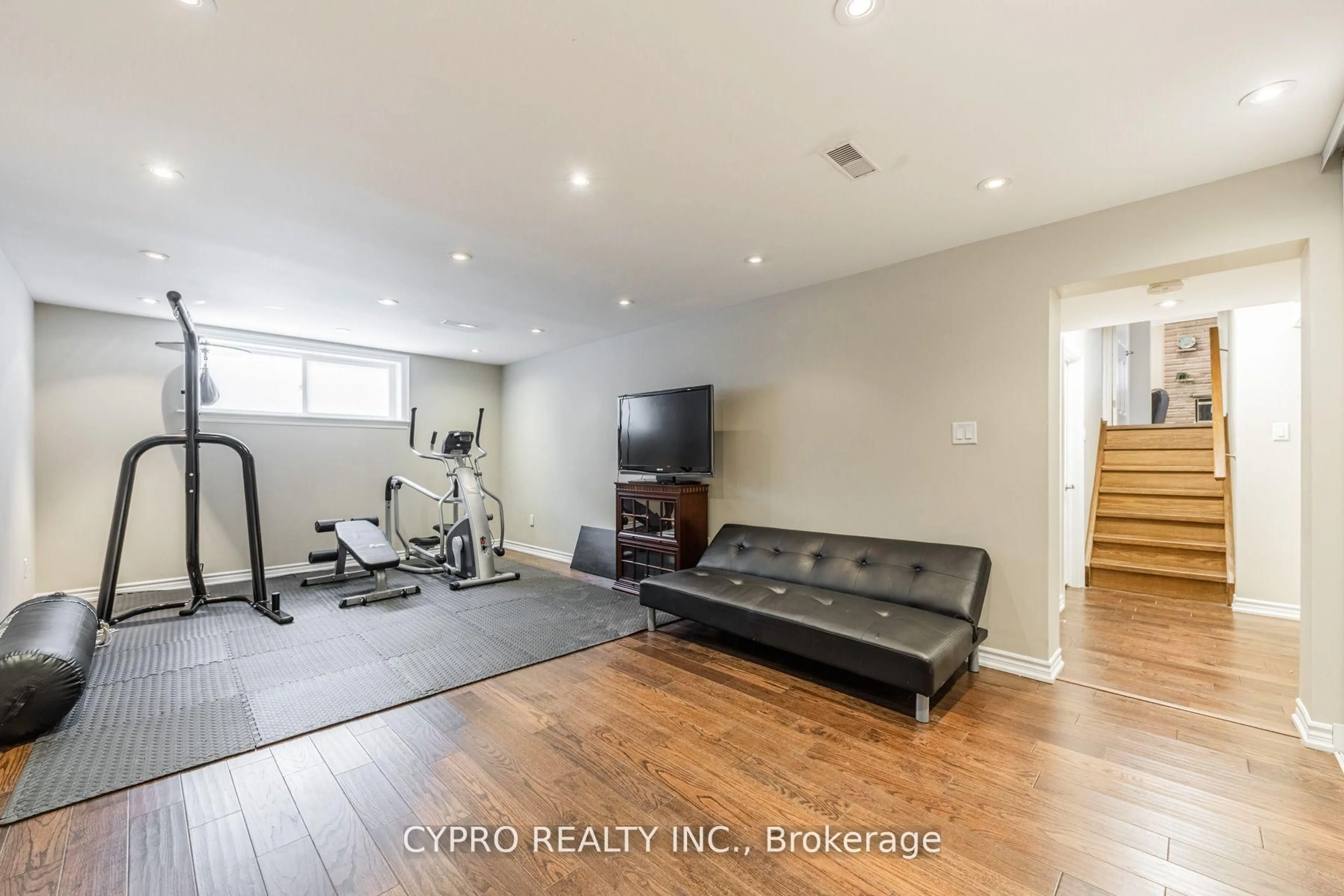 Gym or fitness room for 22 Banstock Dr, Toronto Ontario M2K 2H6