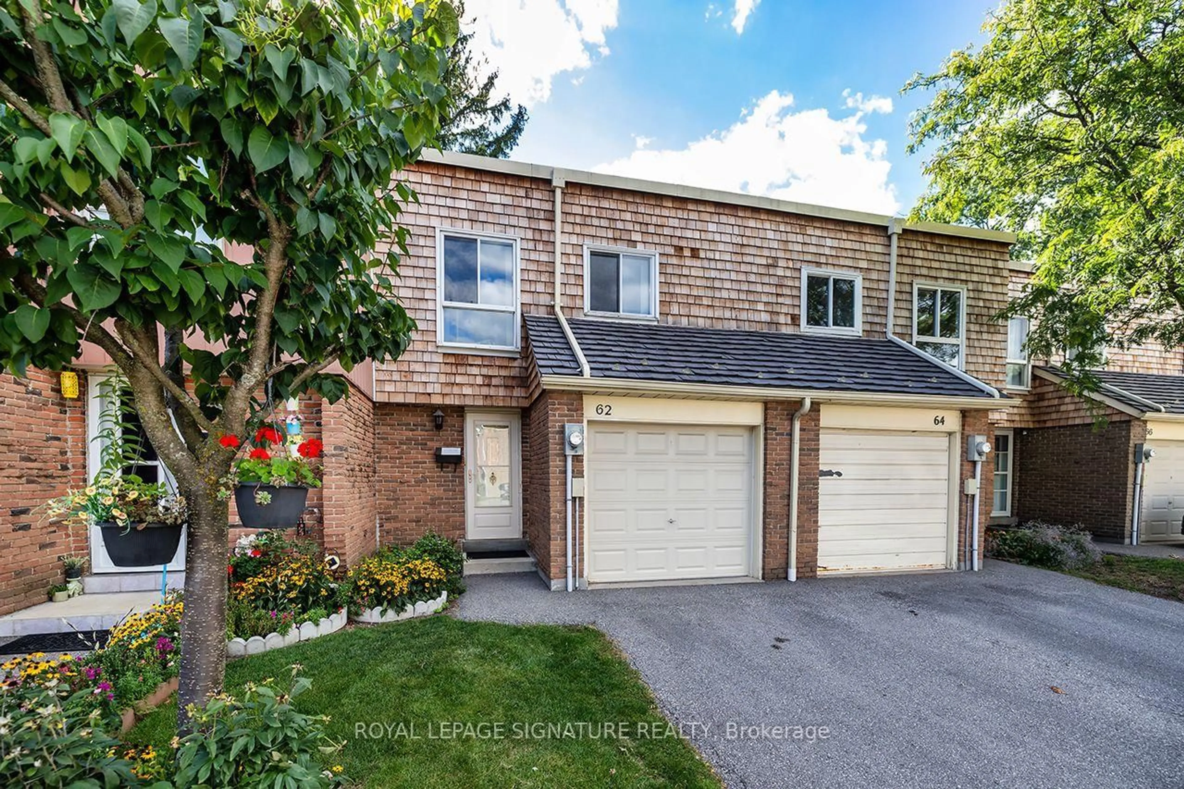 Home with brick exterior material, street for 62 Thorny Vineway, Toronto Ontario M2J 4J2