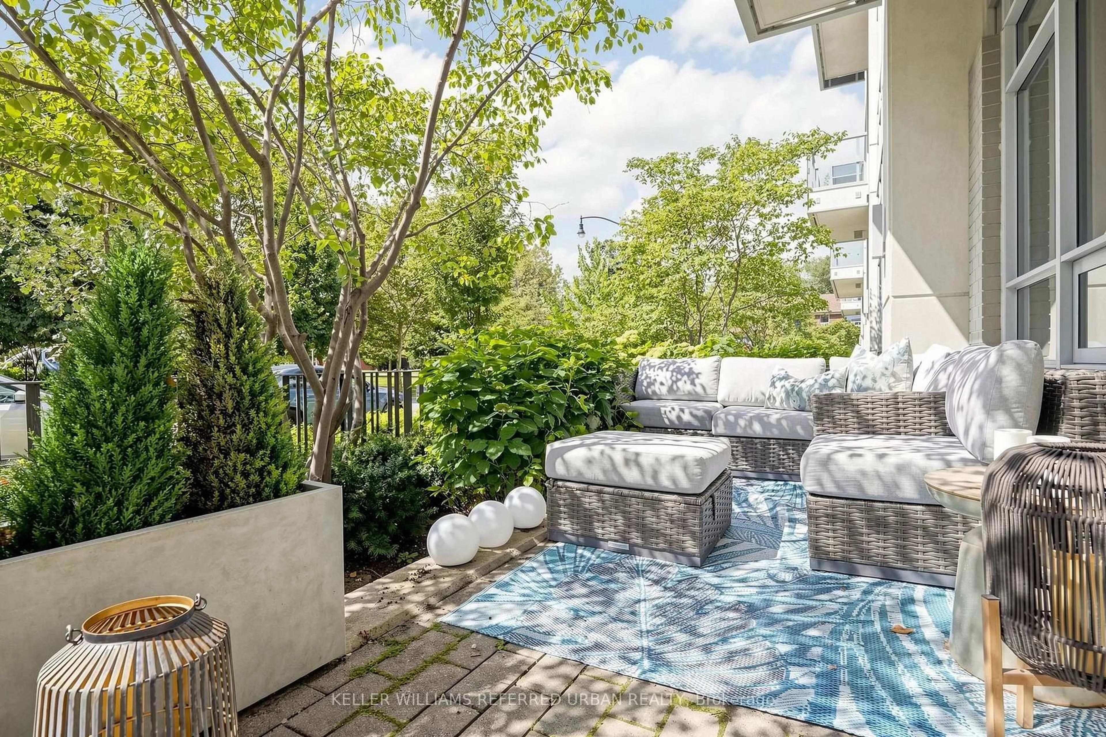 Patio, street for 120 Harrison Garden Blvd #130, Toronto Ontario M2N 0H1