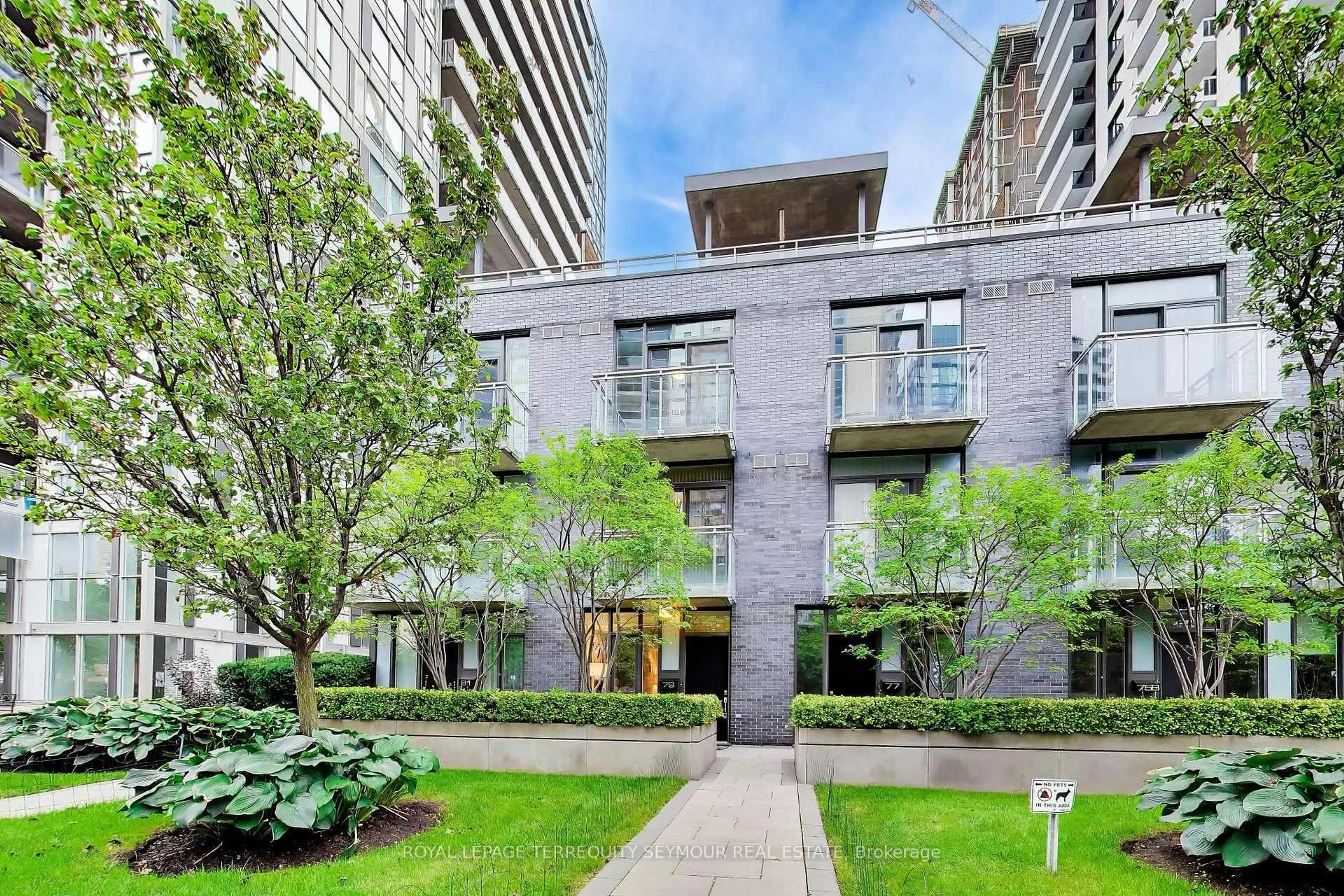 Patio, street for 79 Redpath Ave, Toronto Ontario M4S 2J9