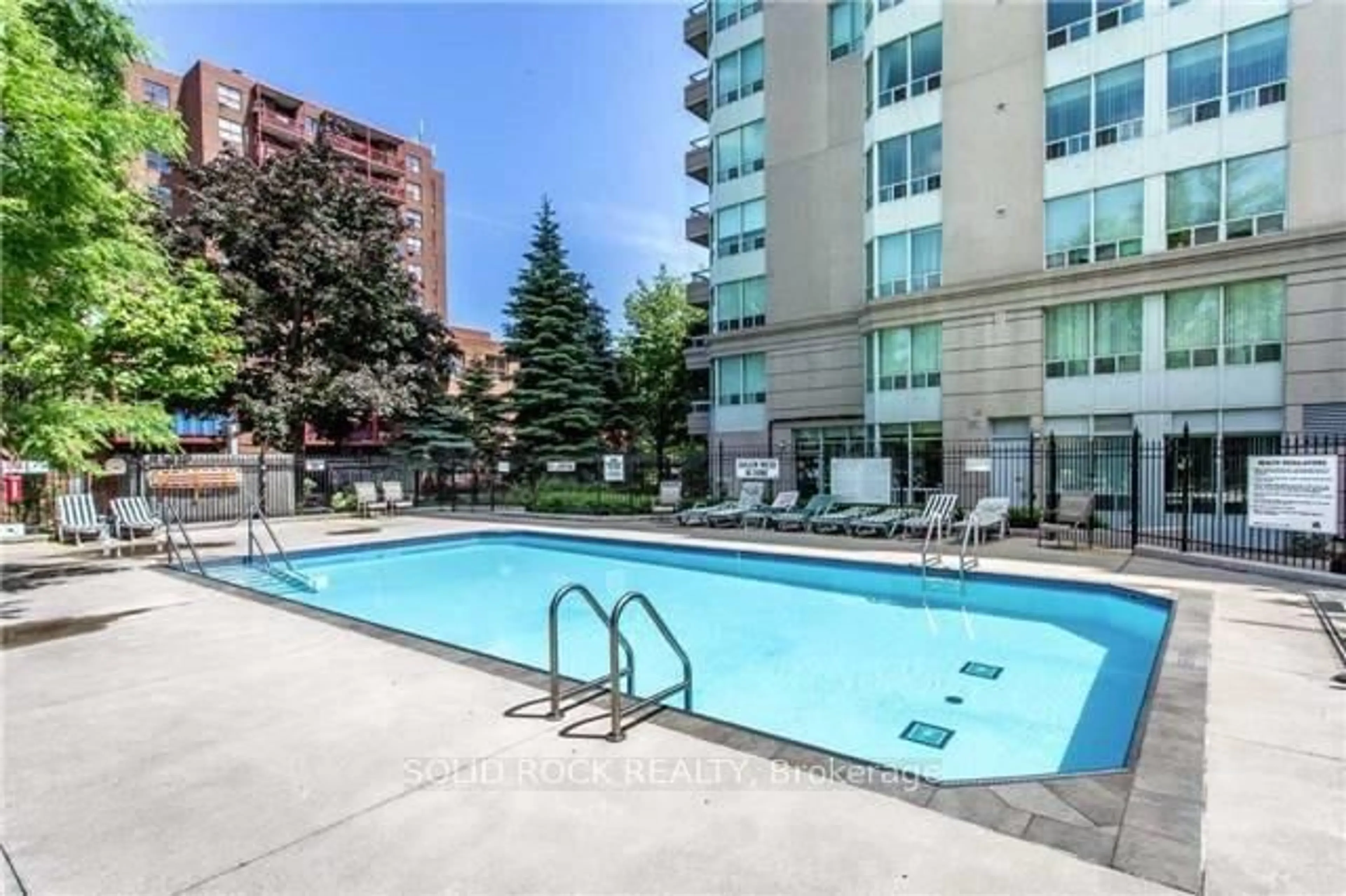 Pool for 8 Covington Rd #408, Toronto Ontario M6A 3E5